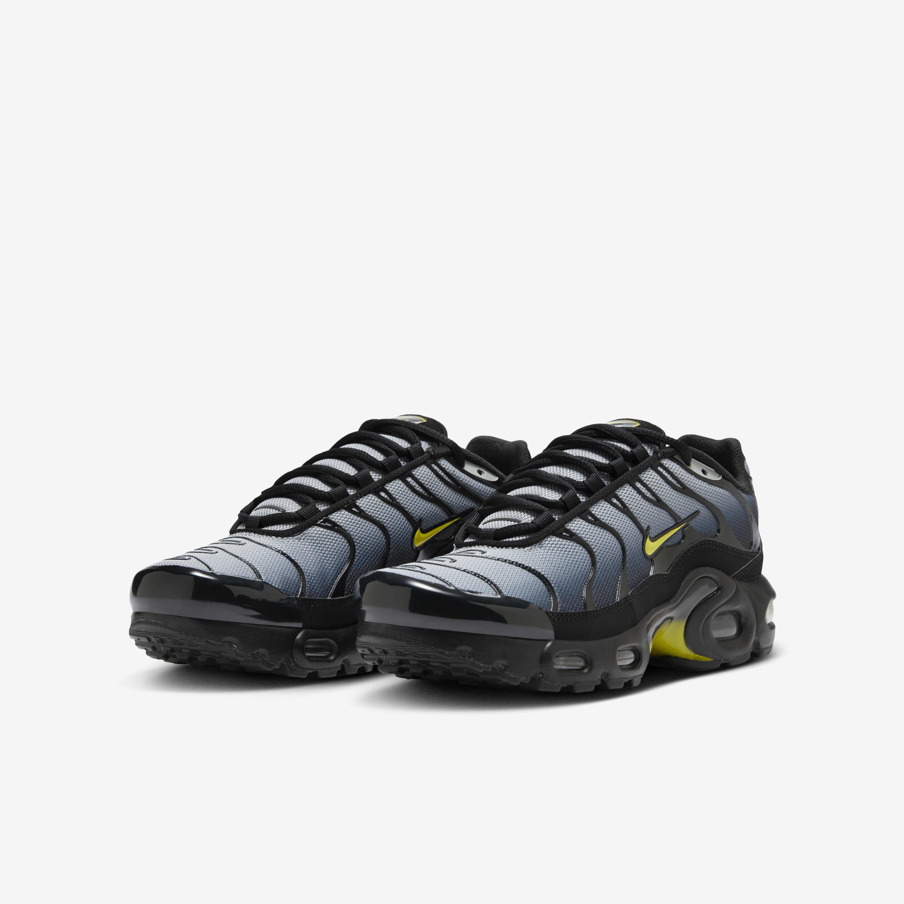 Nike Air Max Plus image number 4