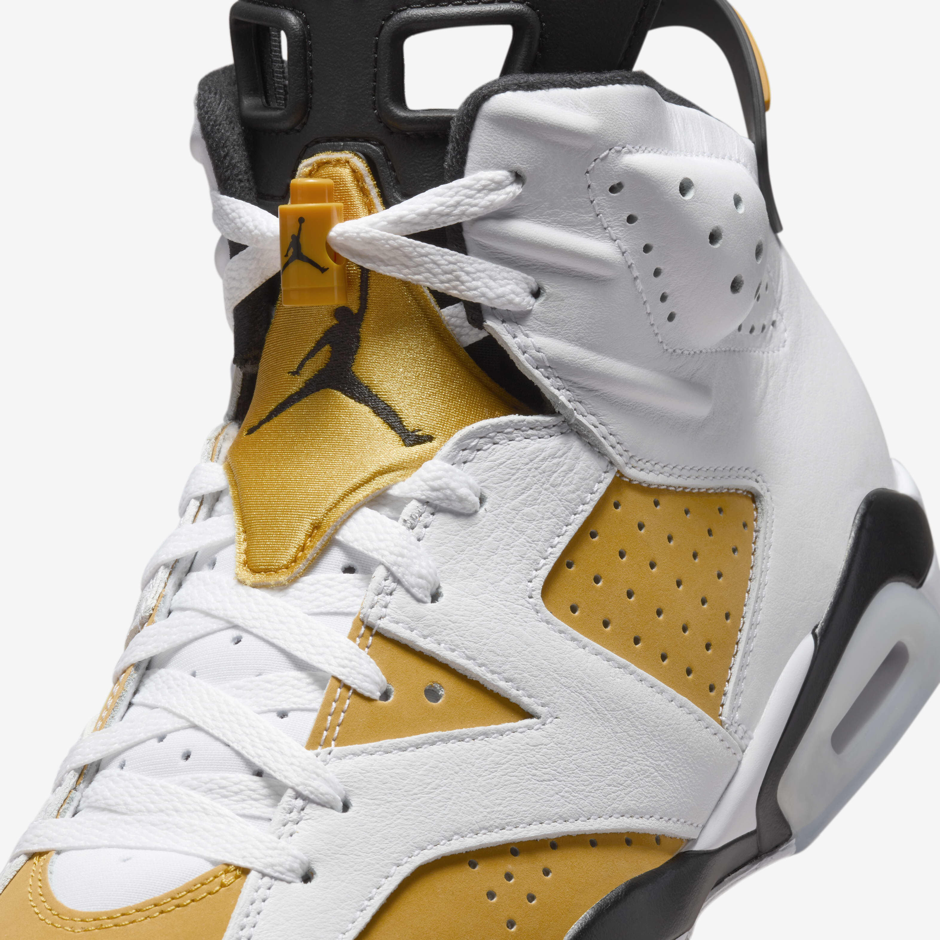 Buy Air Jordan 6 Retro Men s Shoes Nike Saudi Official