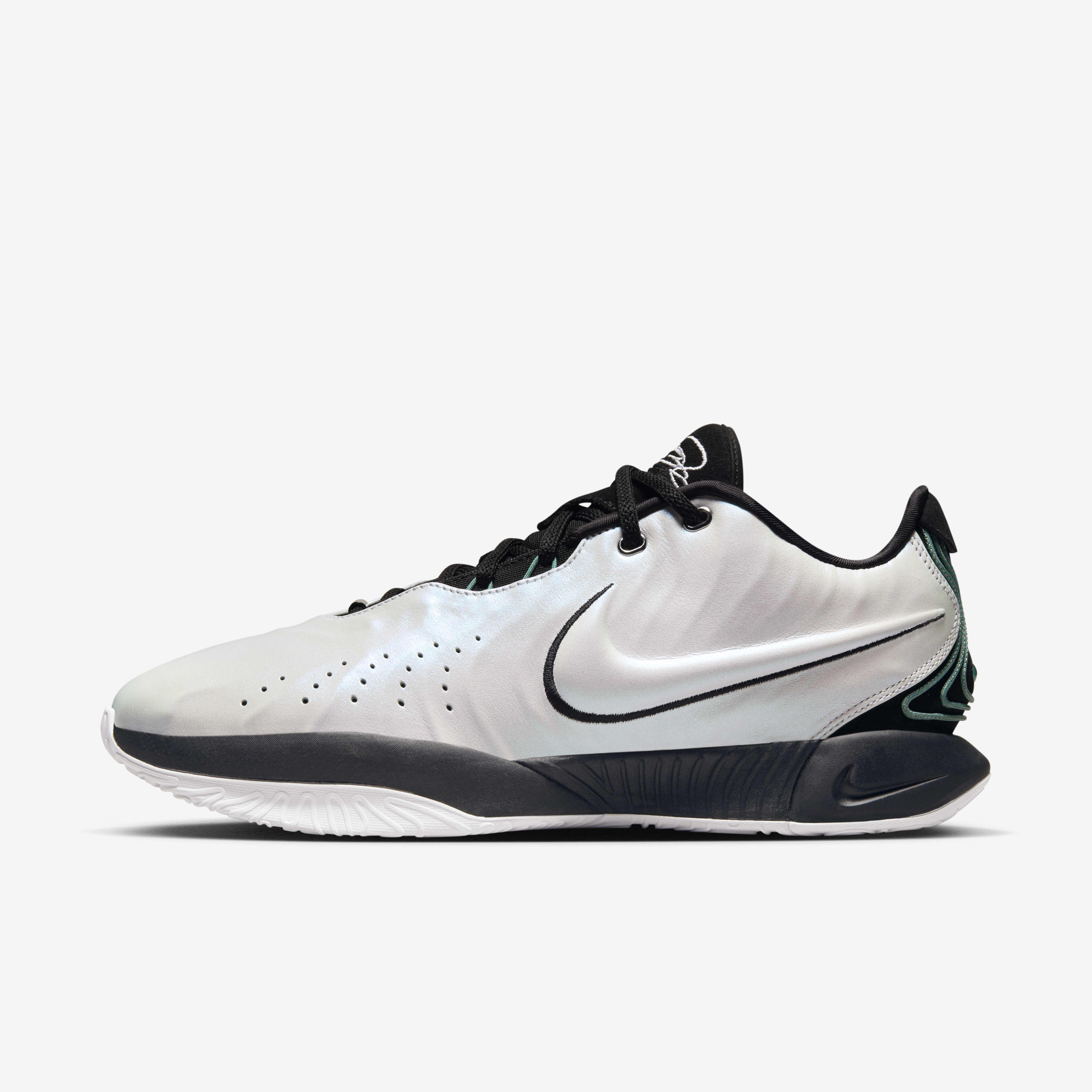 Lebron basketball shoes 218 shop
