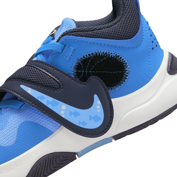 Team hustle top nike shoes