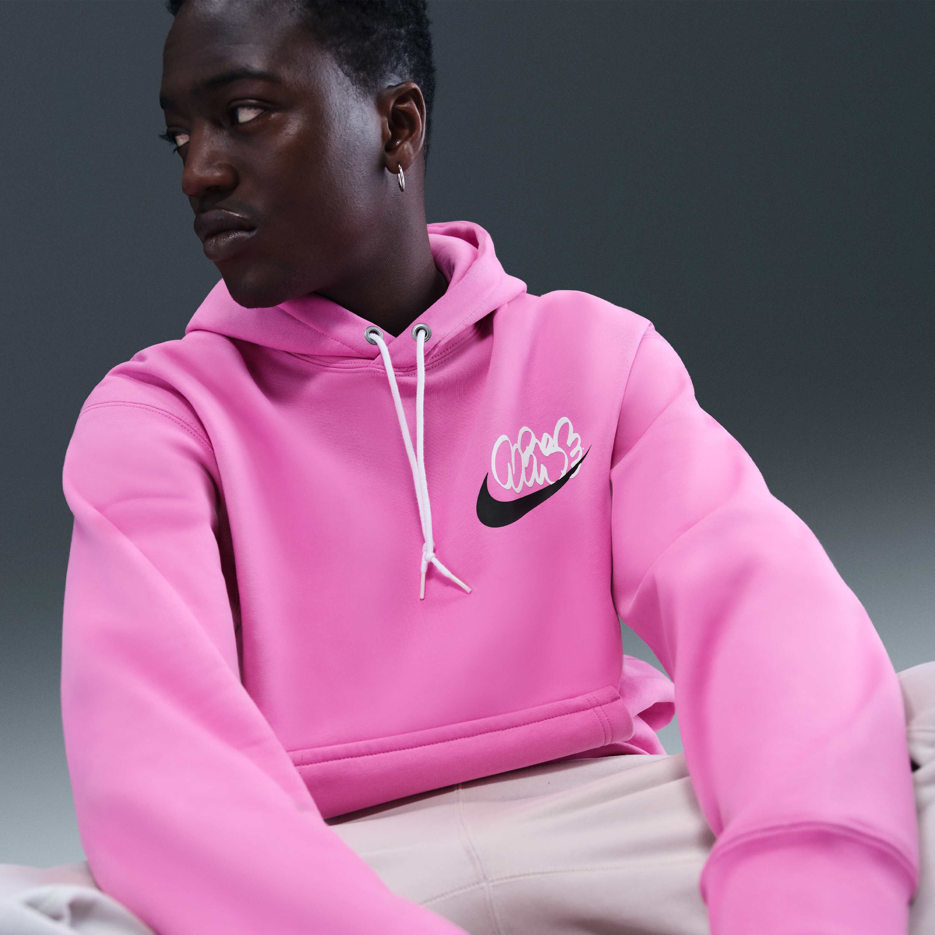 Nike Solo Swoosh image number 2