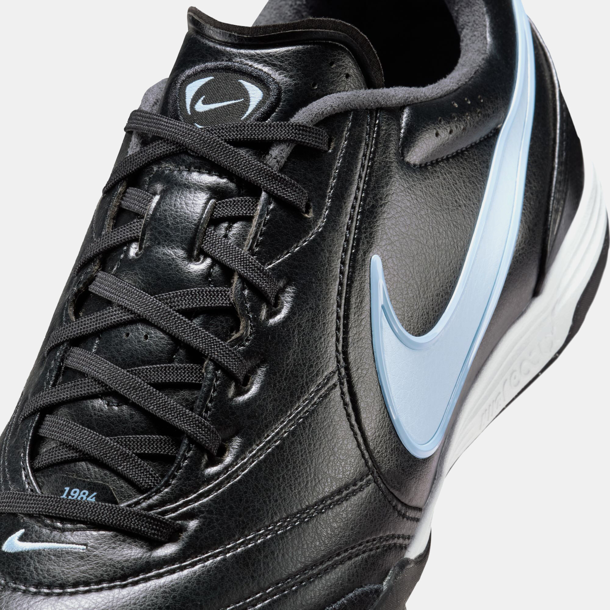 Nike Tiempo Ligera Pro image number 8