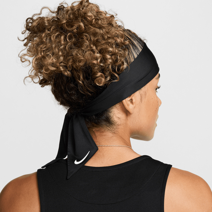 Saudi Wnba Buy WNBA Nike Dri-FIT Head Tie - Black/White @ Nike Saudi