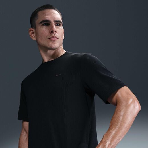 Training & Gym Tops & T-Shirts-Nike, Nike Primary, Men's Dri-FIT Short-Sleeve Versatile Top