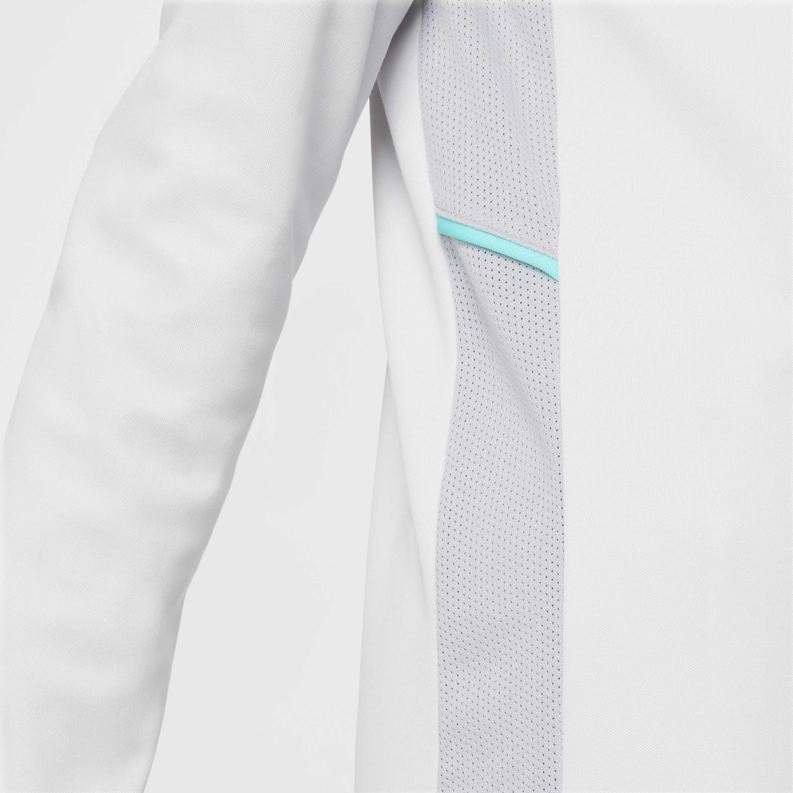 Nike Academy image number 4