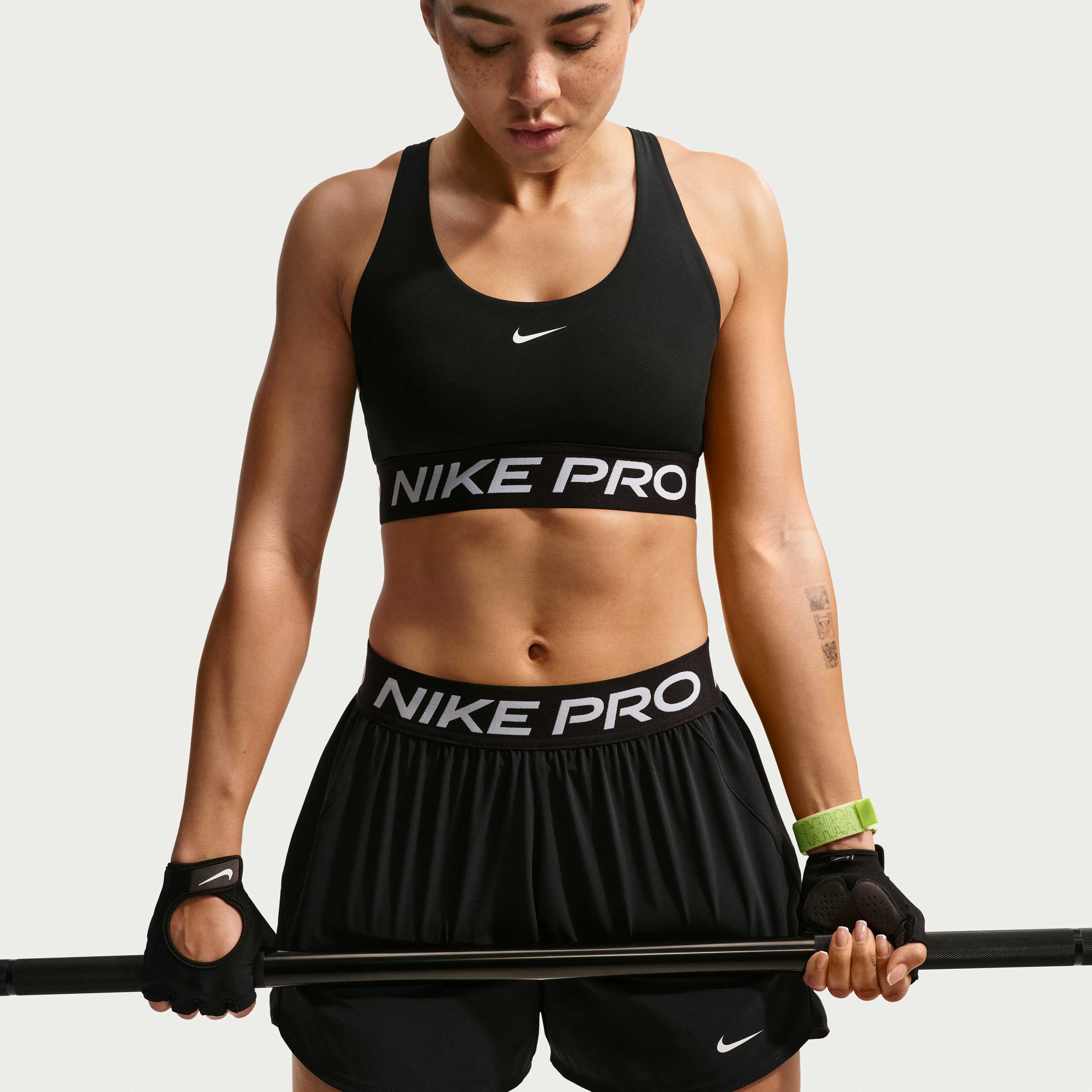 Nike Pro 365 image number 0