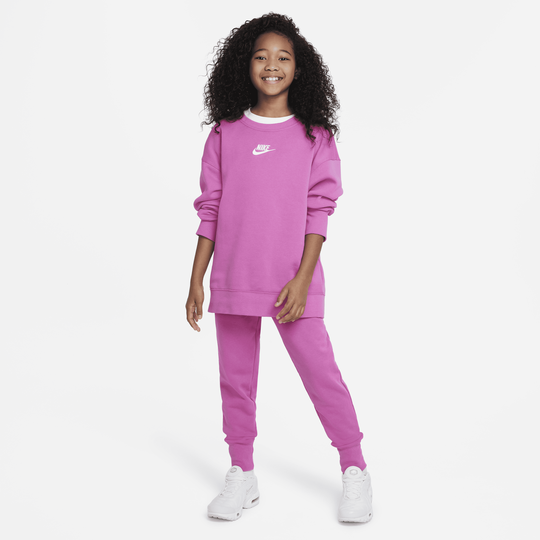 Nike top sportswear girls
