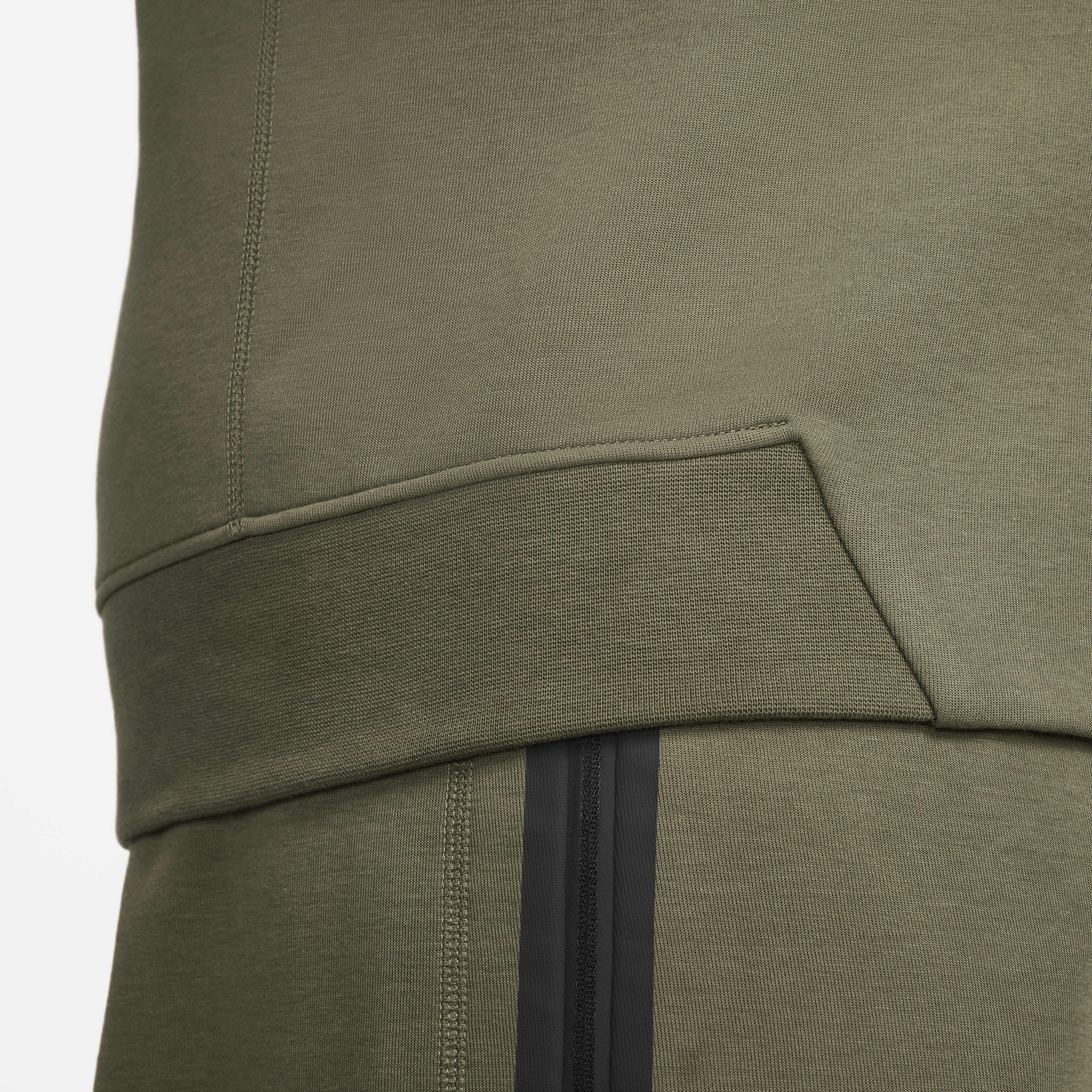 Nike Sportswear Tech Fleece image number 16