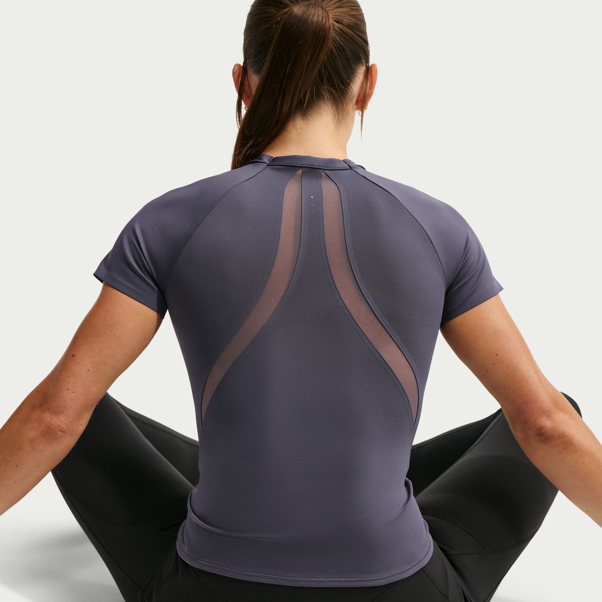 Nike Universa image number 4