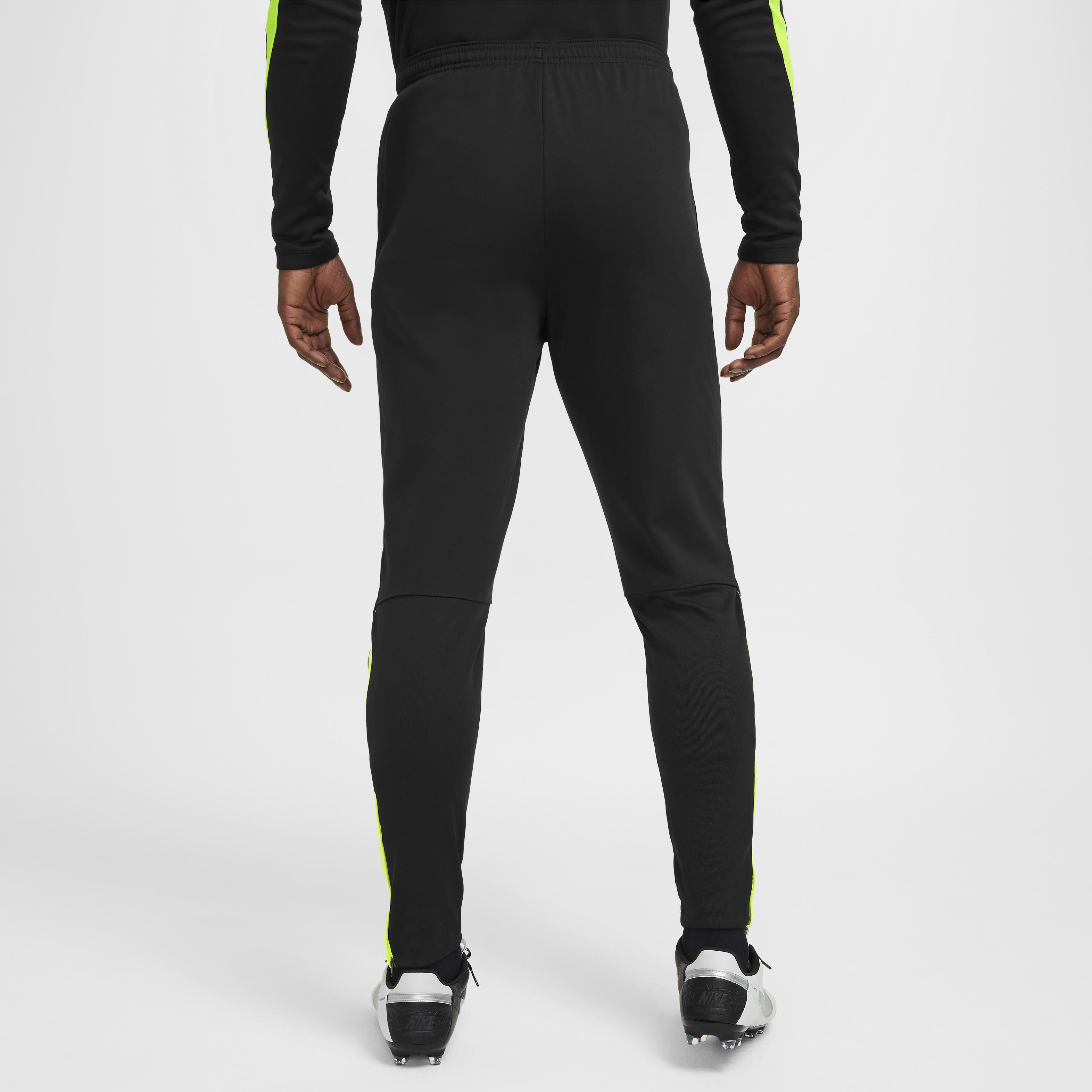 Nike winter track pants outlet
