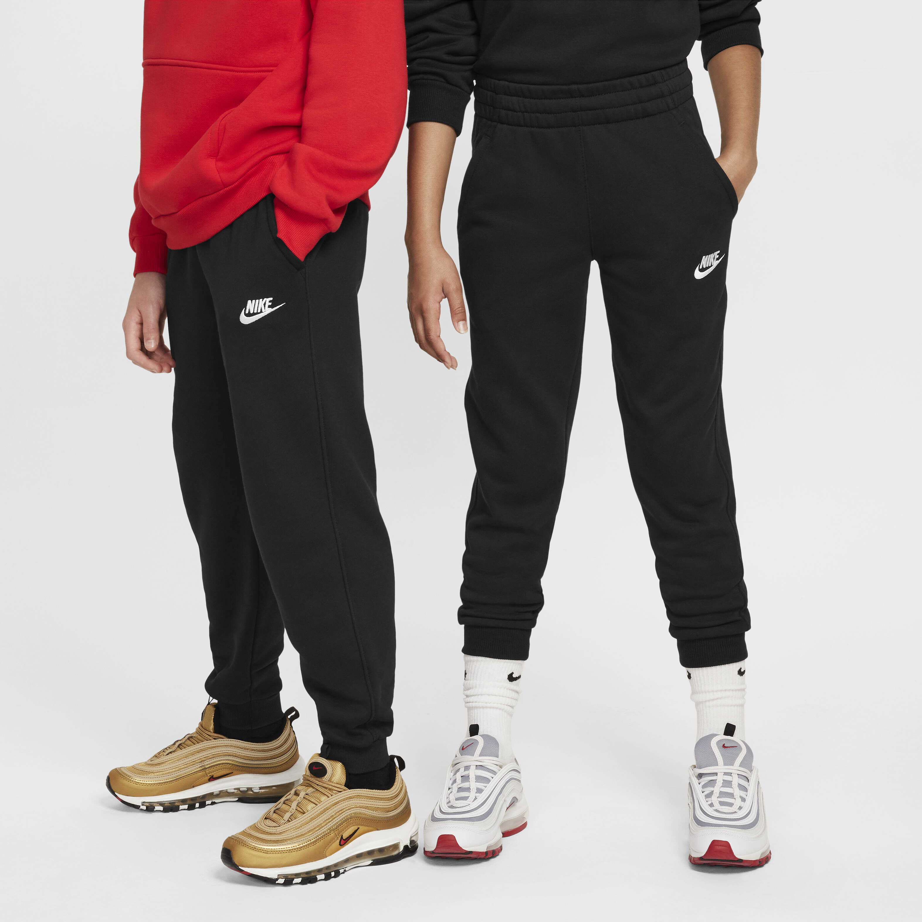 Jogging nike sportswear club online