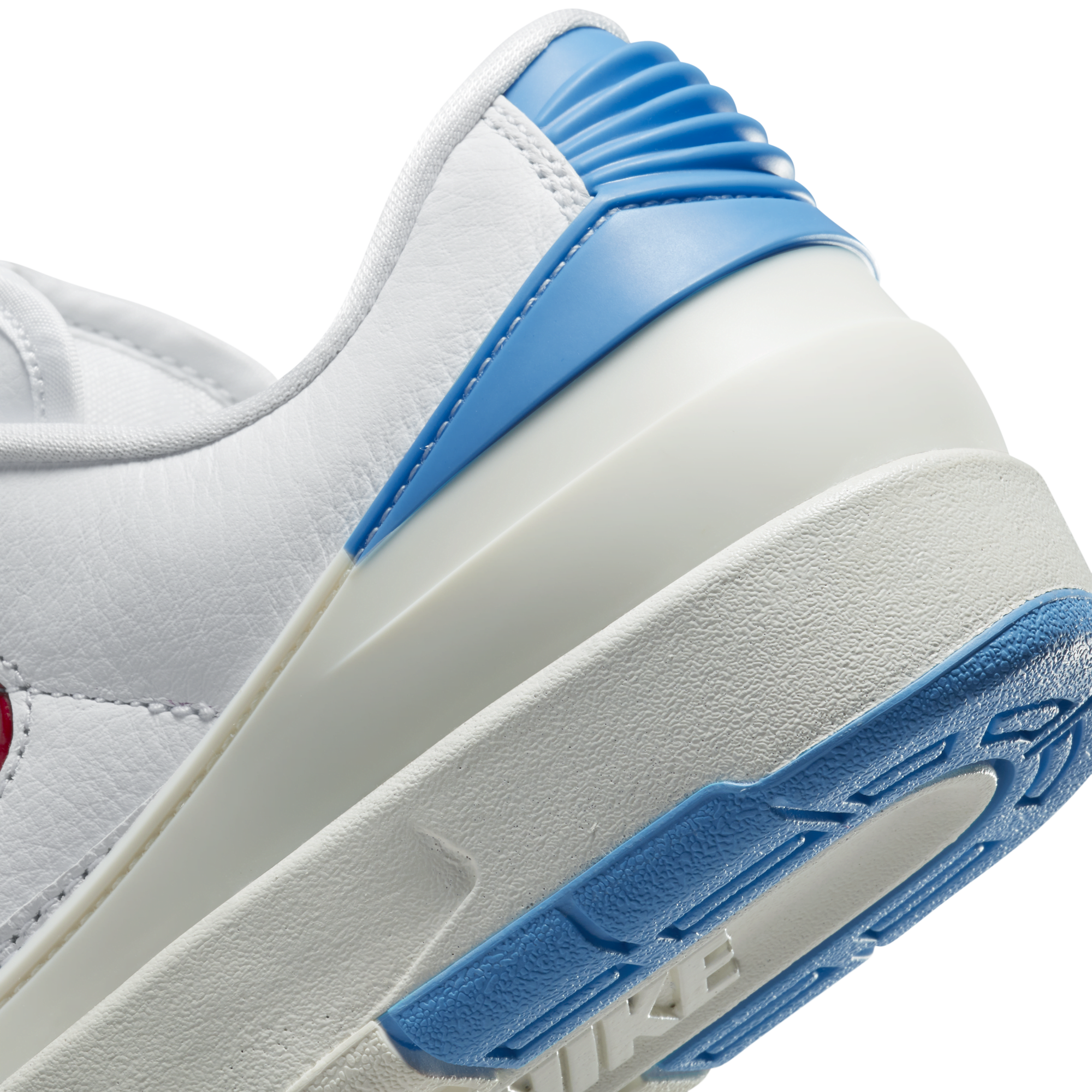 Shop Air Jordan 2 Retro Low Women s Shoes Nike KSA