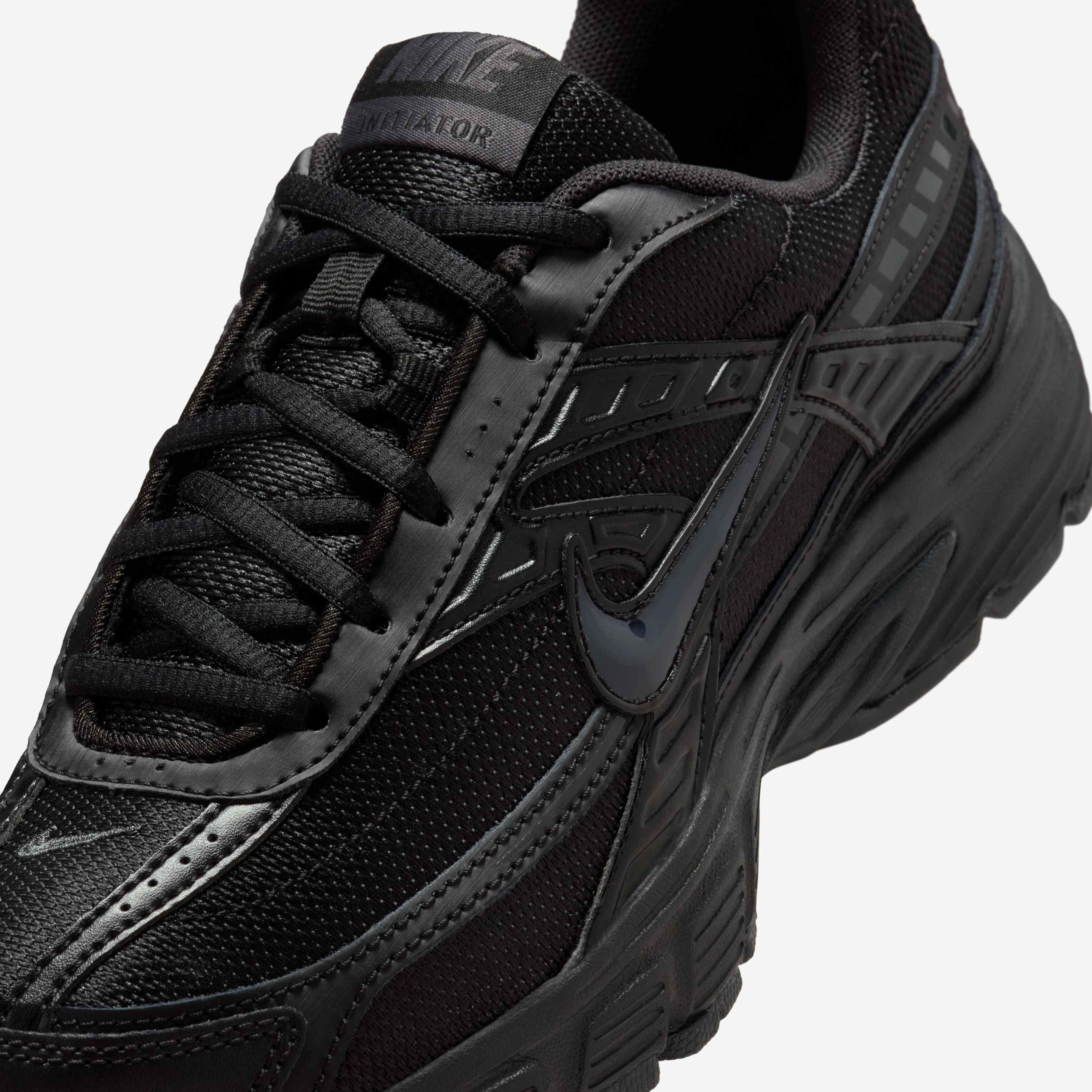 نايكي انيشيتر image number 6