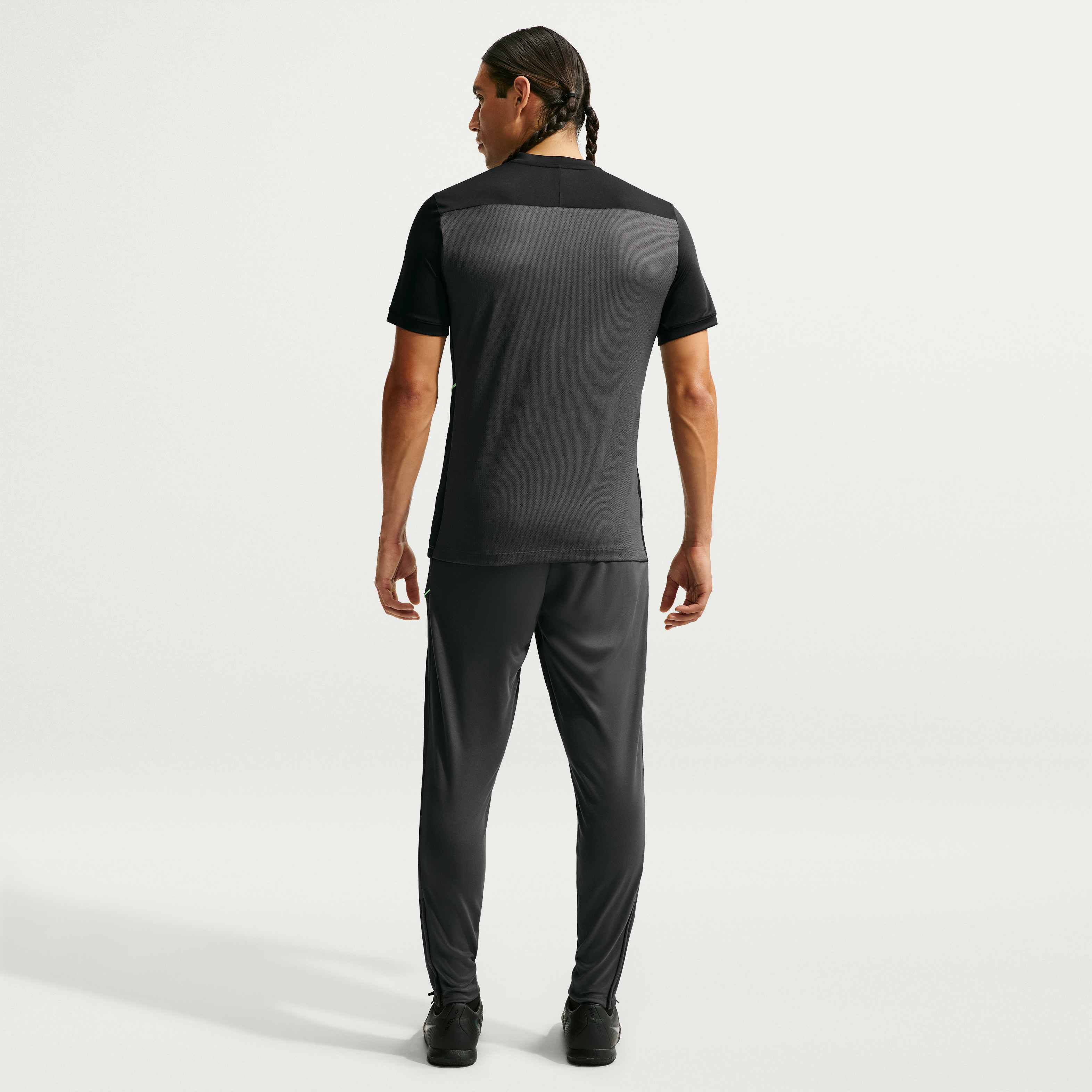 Nike Academy image number 7