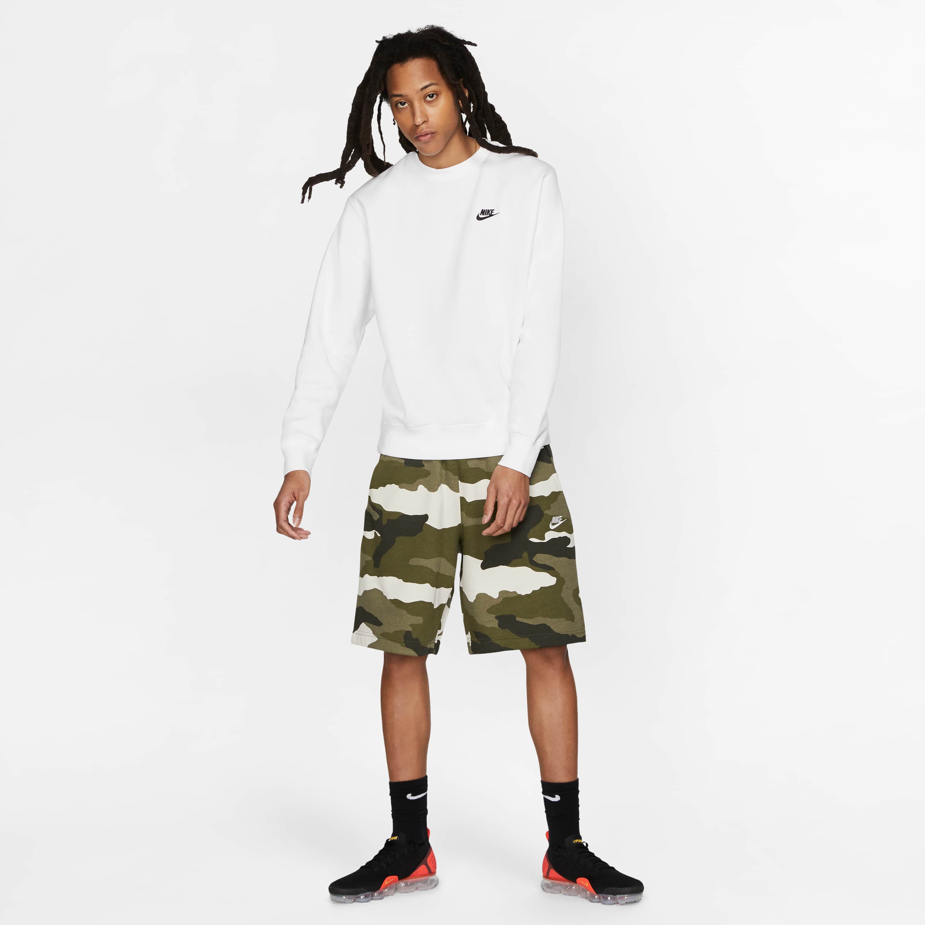 نايكي سبورتسوير كلوب فليس image number 3