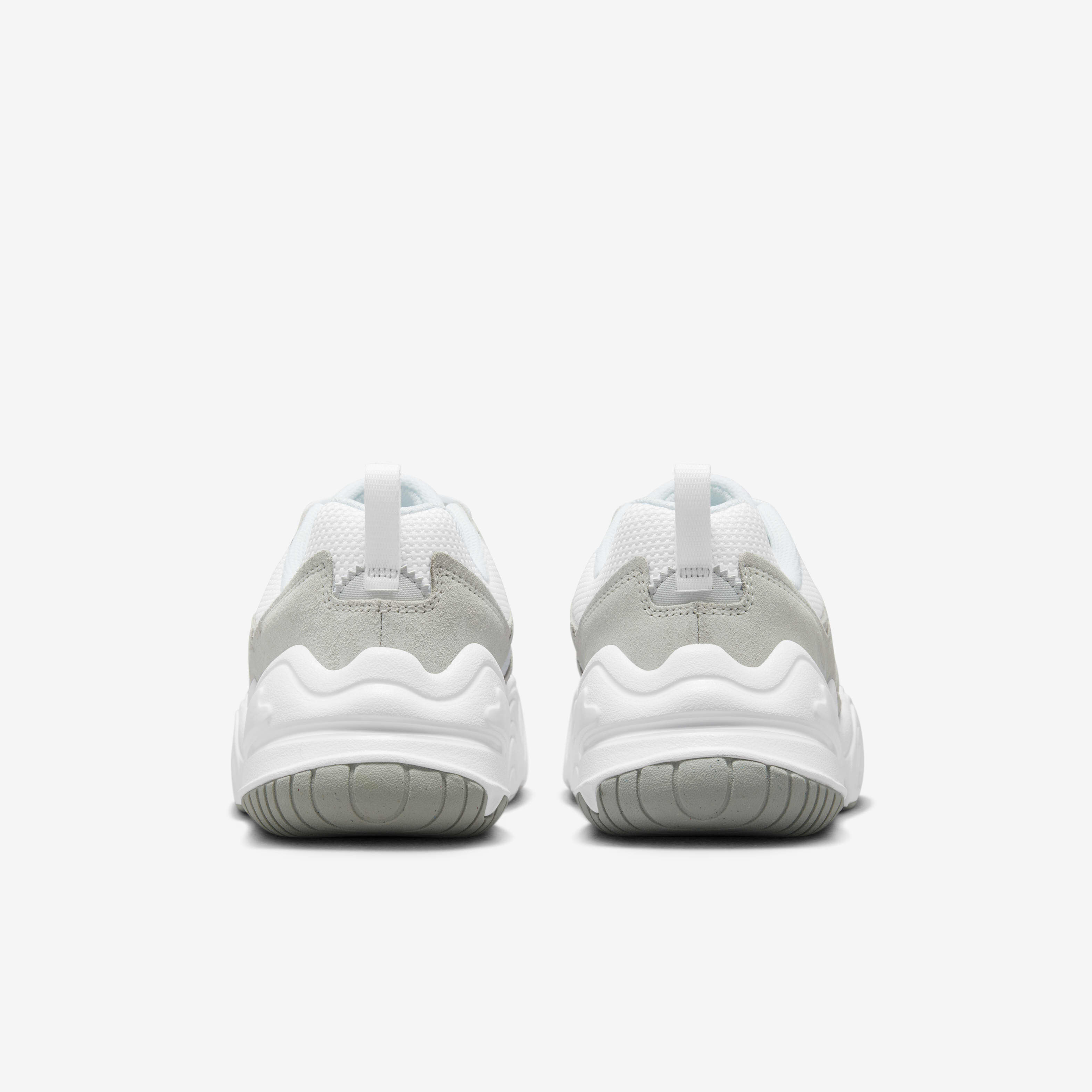 ★ナイキ★Tech Hera★Summit White Photon Dust Nike Tech Hera White Photon Dust (Women's) - DR9761-100 - US