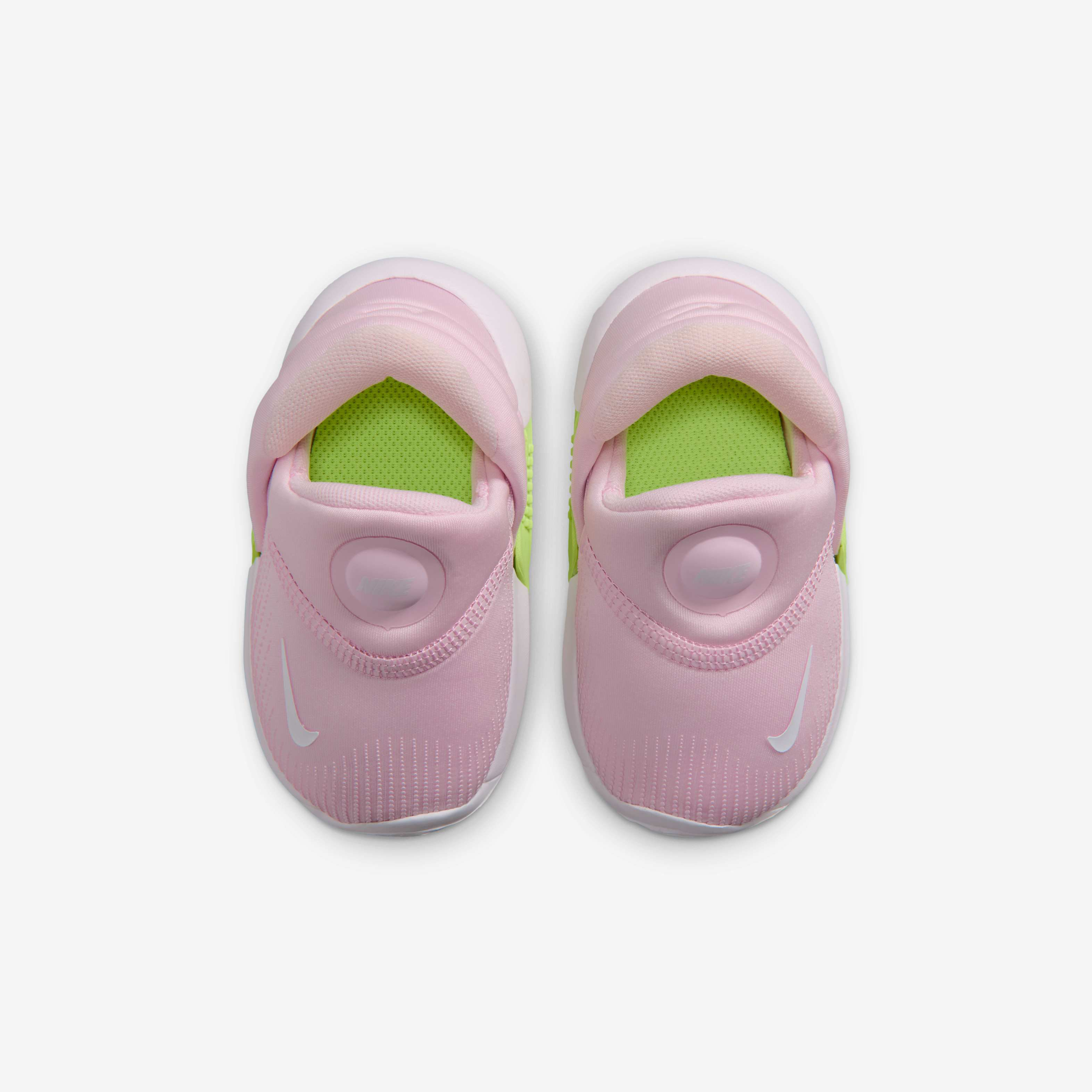 Nike Swoosh Go image number 3