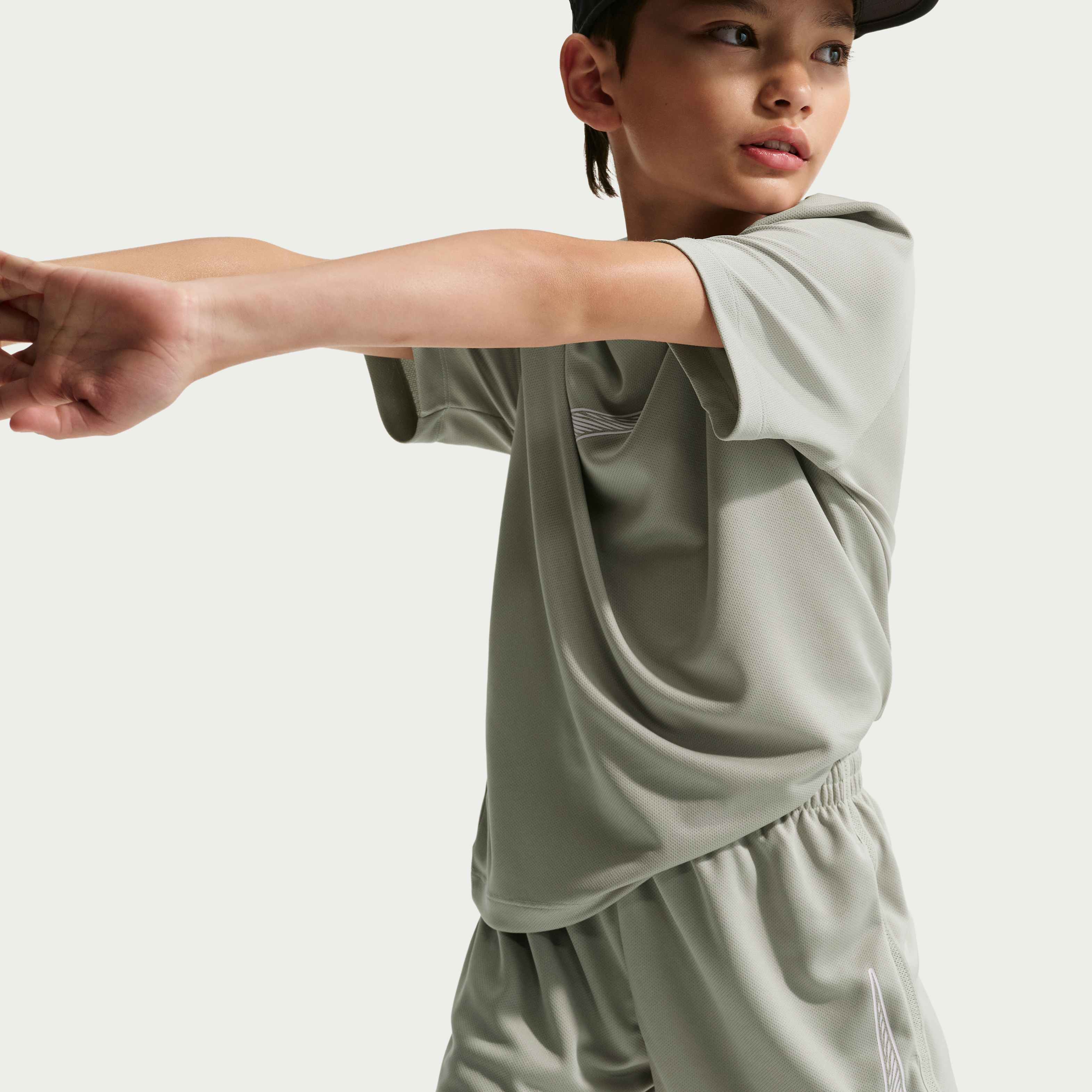 نايكي مالتي image number 3