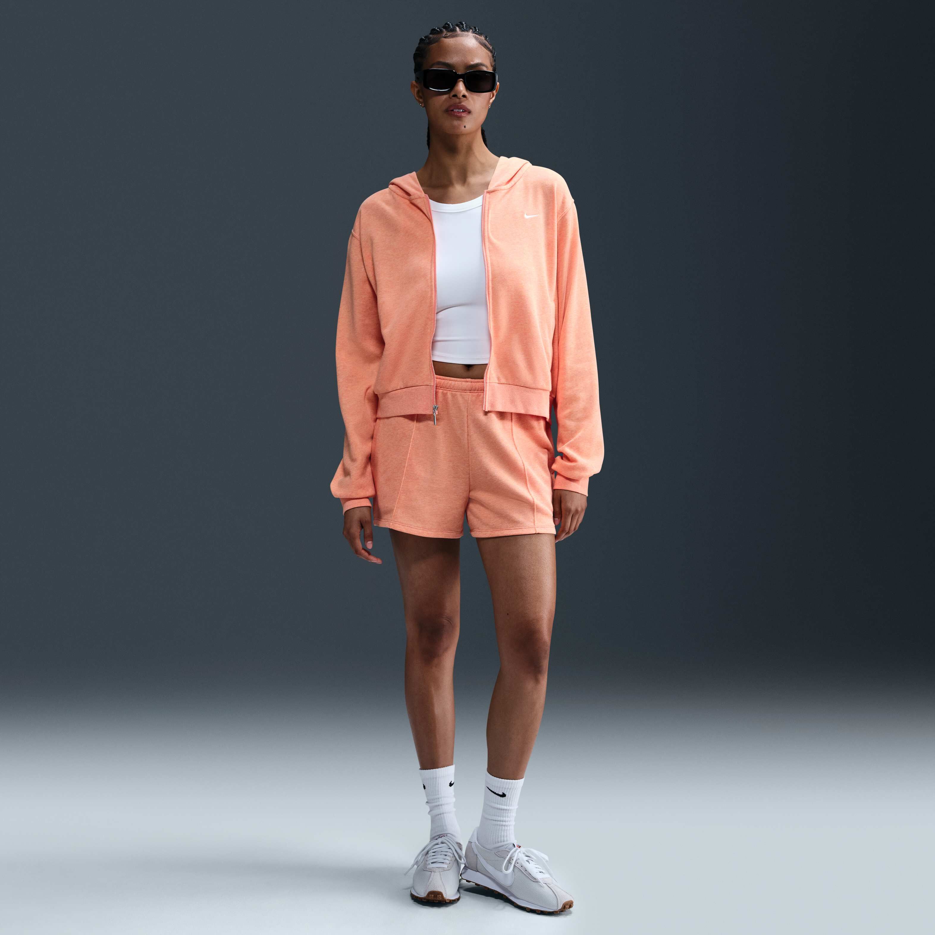 نايكي سبورتسوير تشيل تيري image number 3