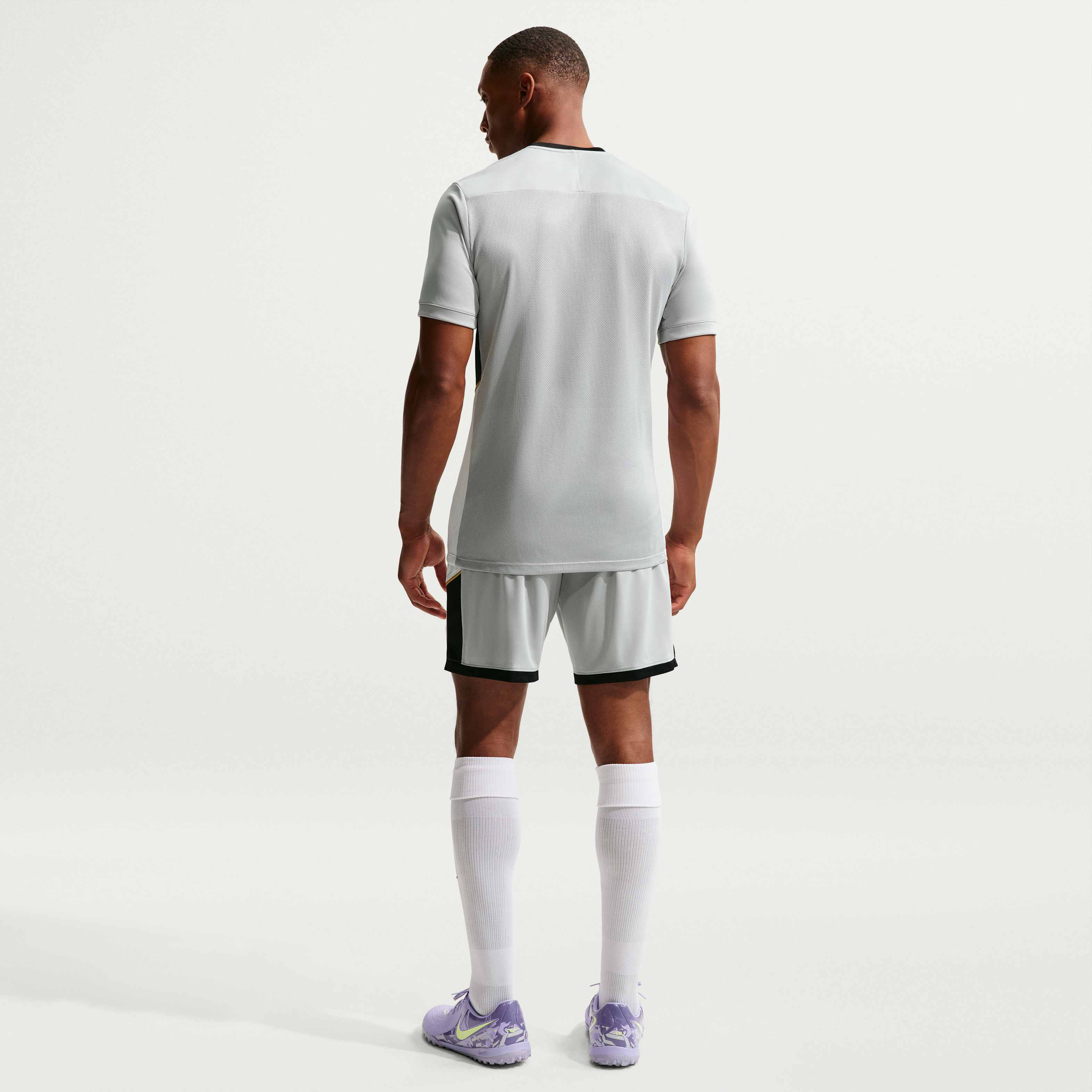 Nike Academy image number 4