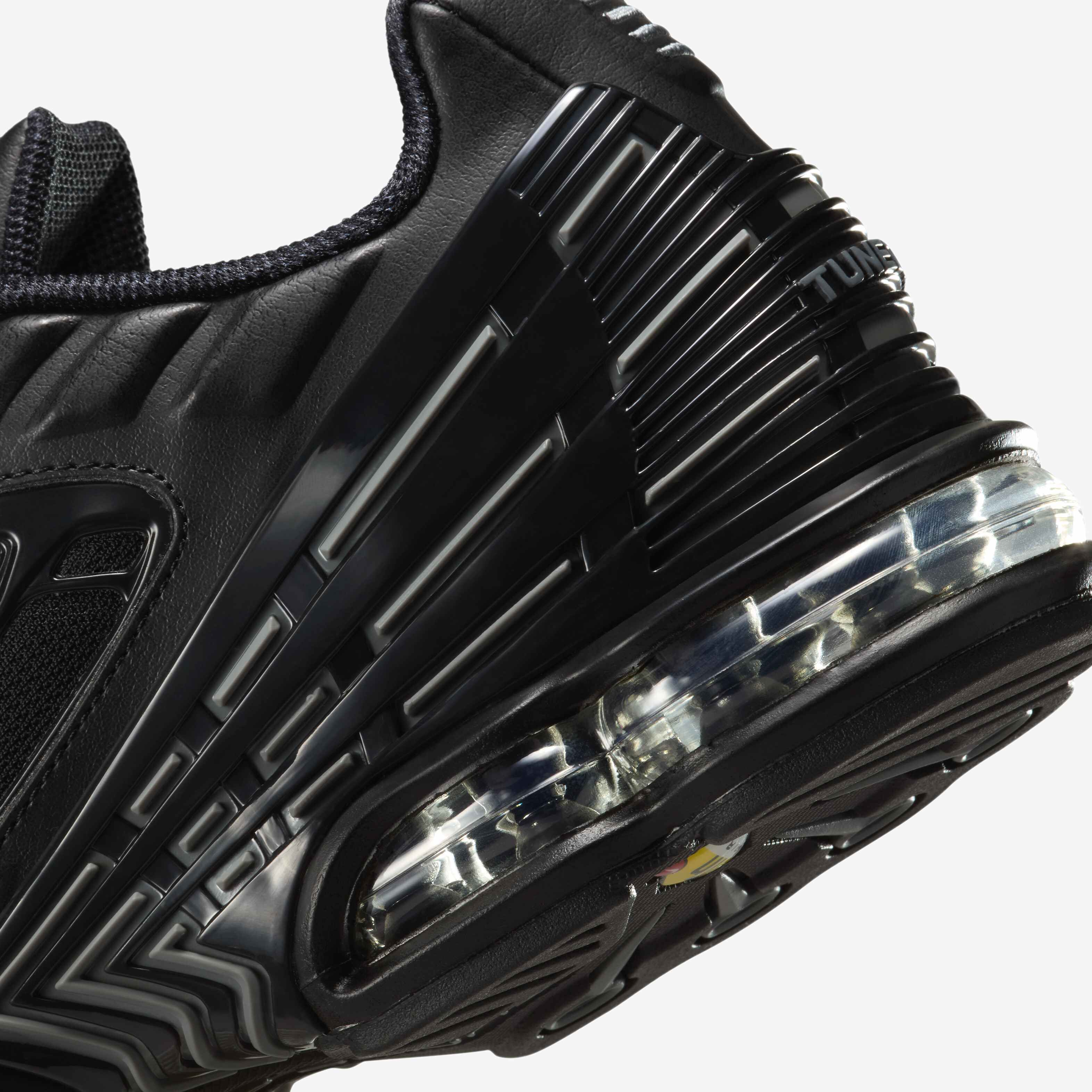 اير ماكس بلس 3 image number 7