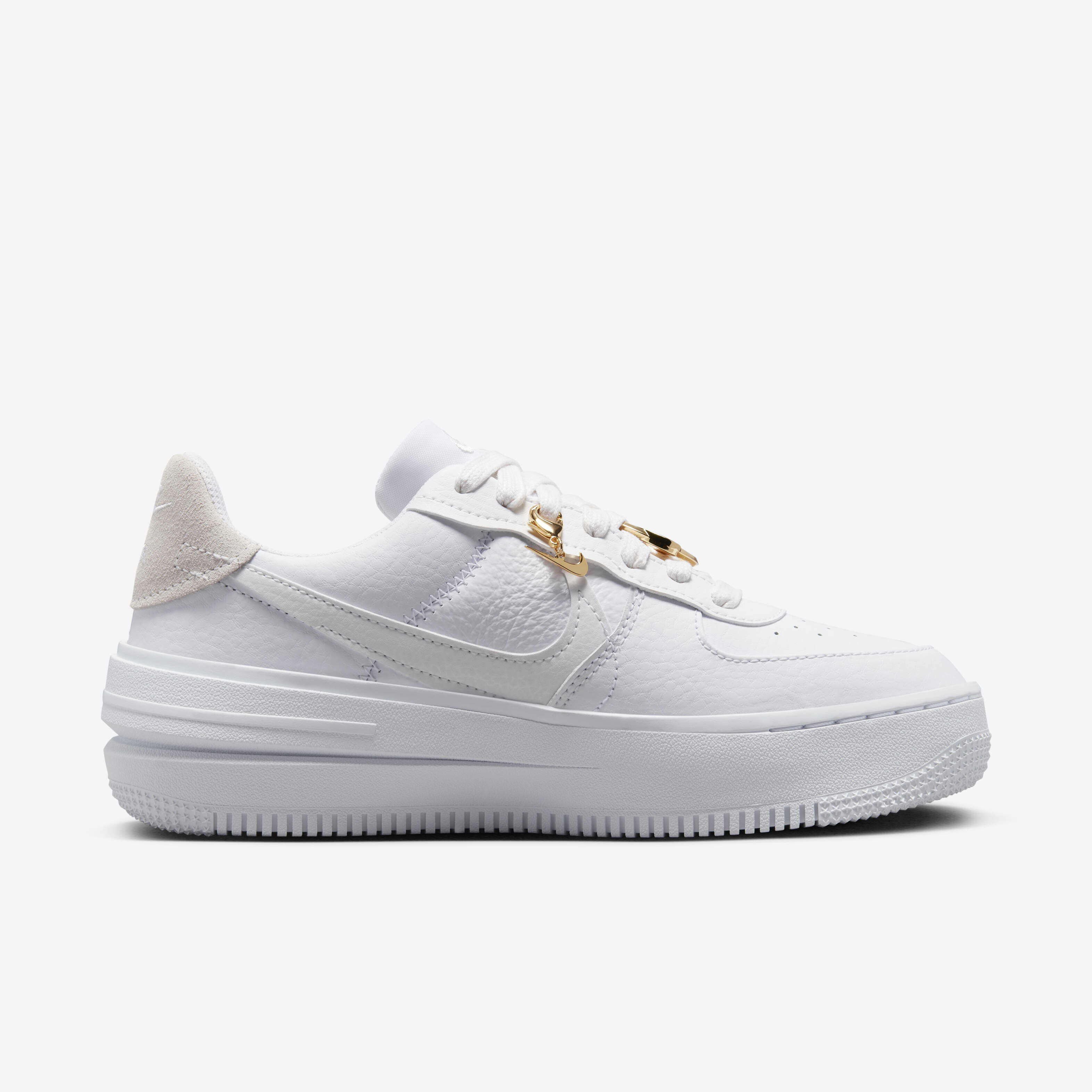 NIKE ☆ Air Force 1 PLT.AF.ORM llic Gold The Nike Air Force 1 PLT.AF.ORM Bling | First Look — CNK