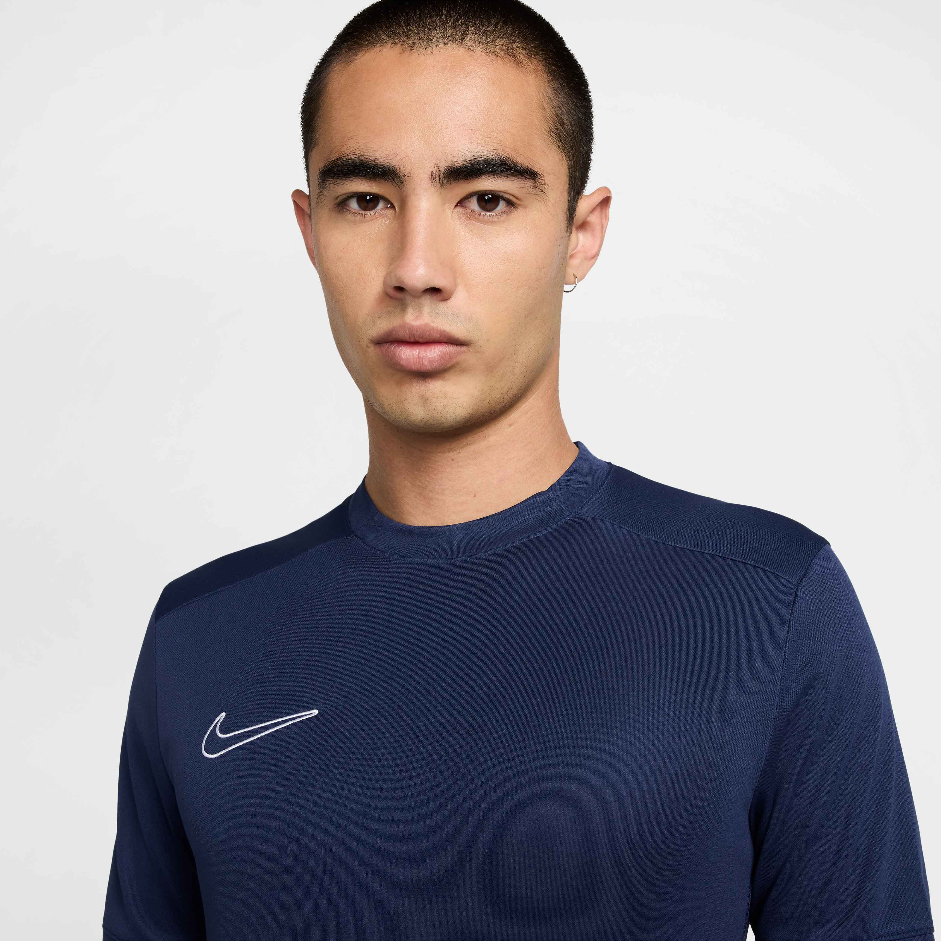 Nike Academy image number 2
