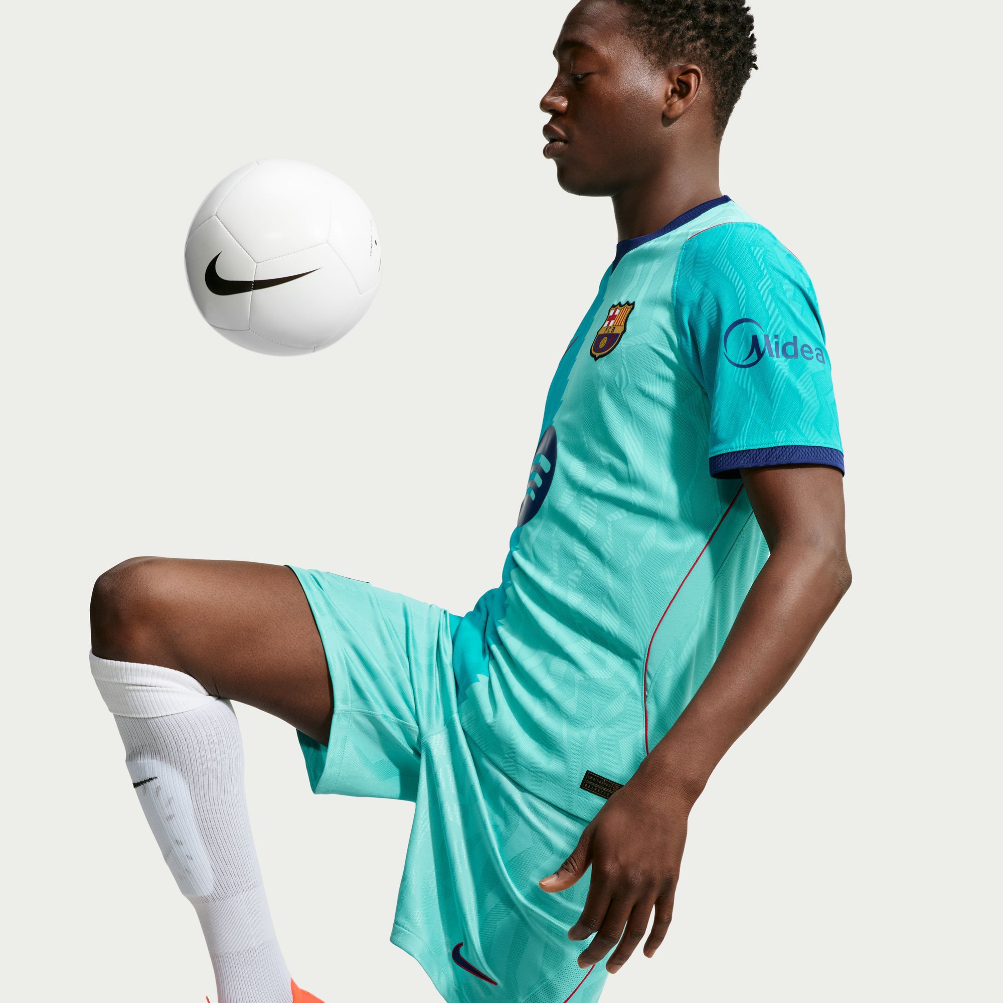 FC Barcelona 2026/27 Match Third image number 7