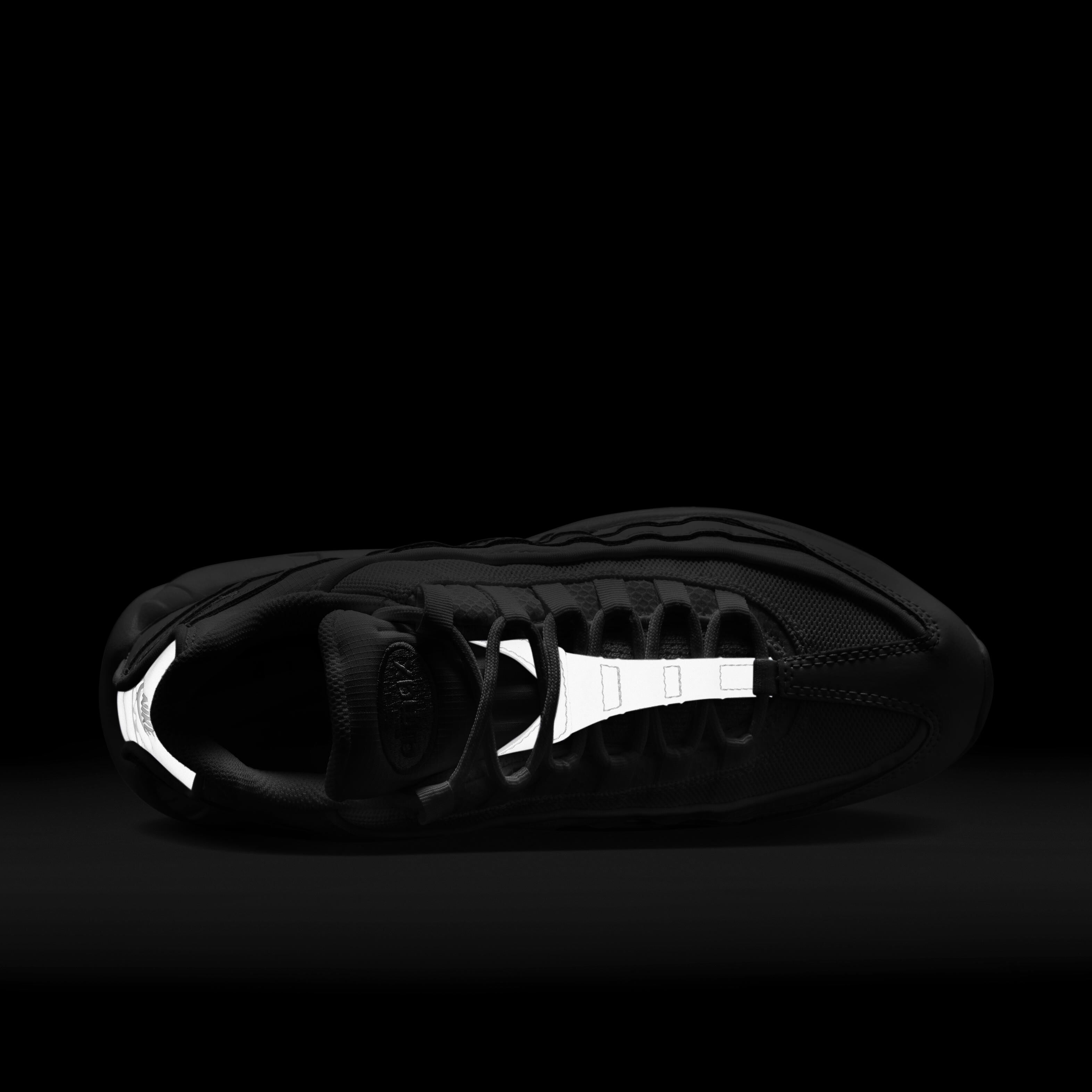 Buy Nike Air Max 95 Essential Men s Shoe Nike Saudi Official