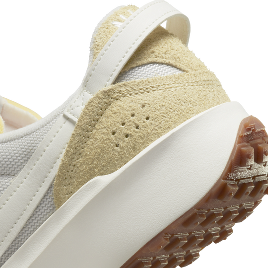 Nike air max nostalgic 2025 beige