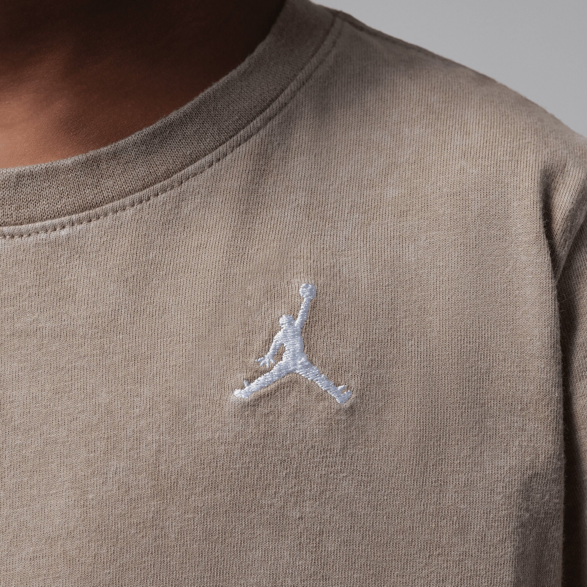 Jordan image number 3