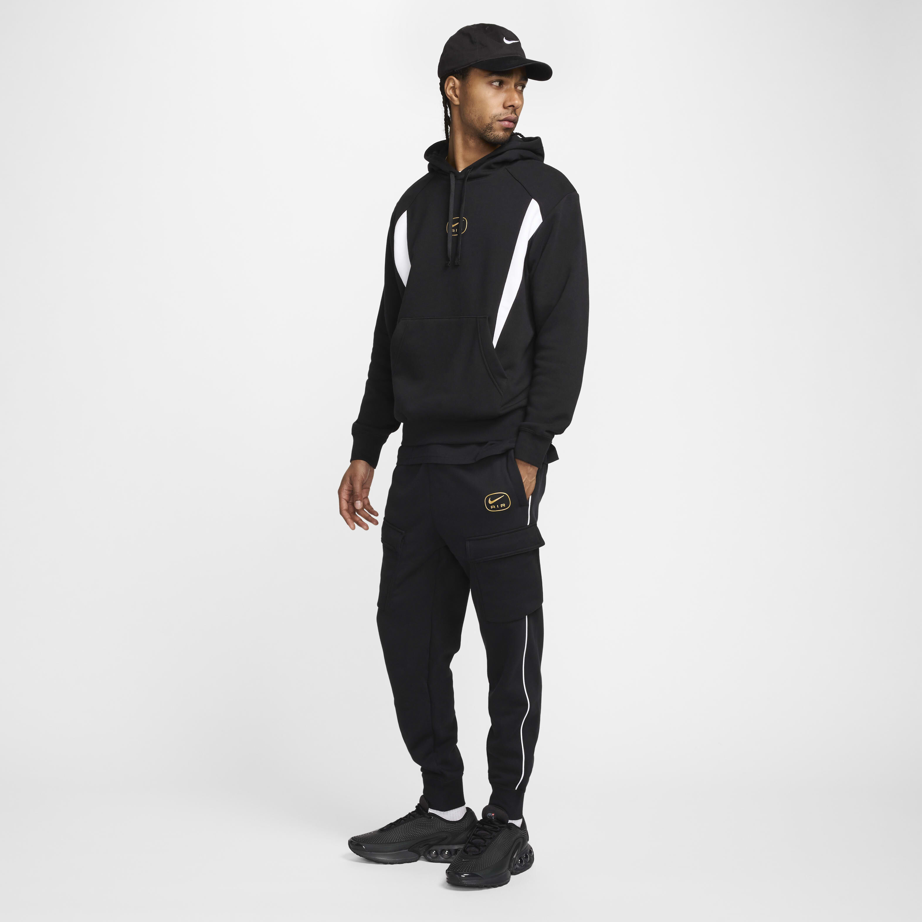 Buy Nike Air Men s Fleece Cargo Trousers Nike Saudi Official