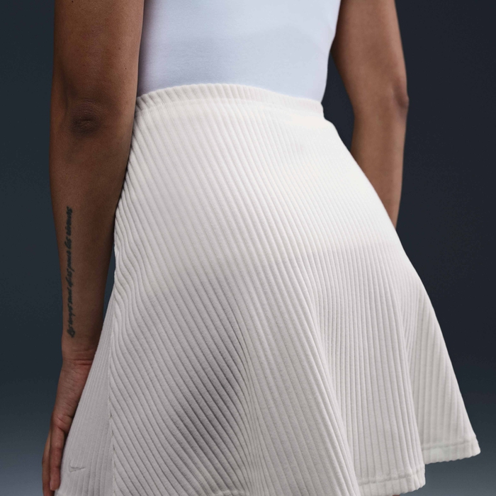 Nike Sportswear Chill Knit image number 2 Nike Sportswear Chill Knit image number 2