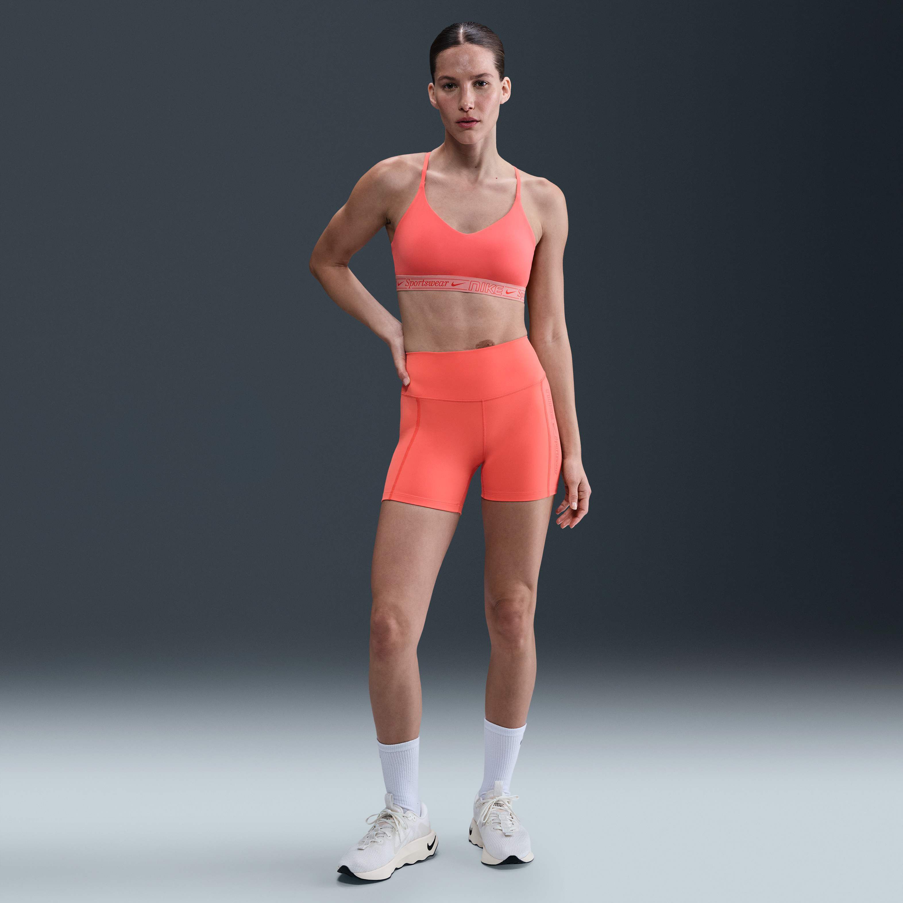 نايكي اندي بدعم خفيف image number 3