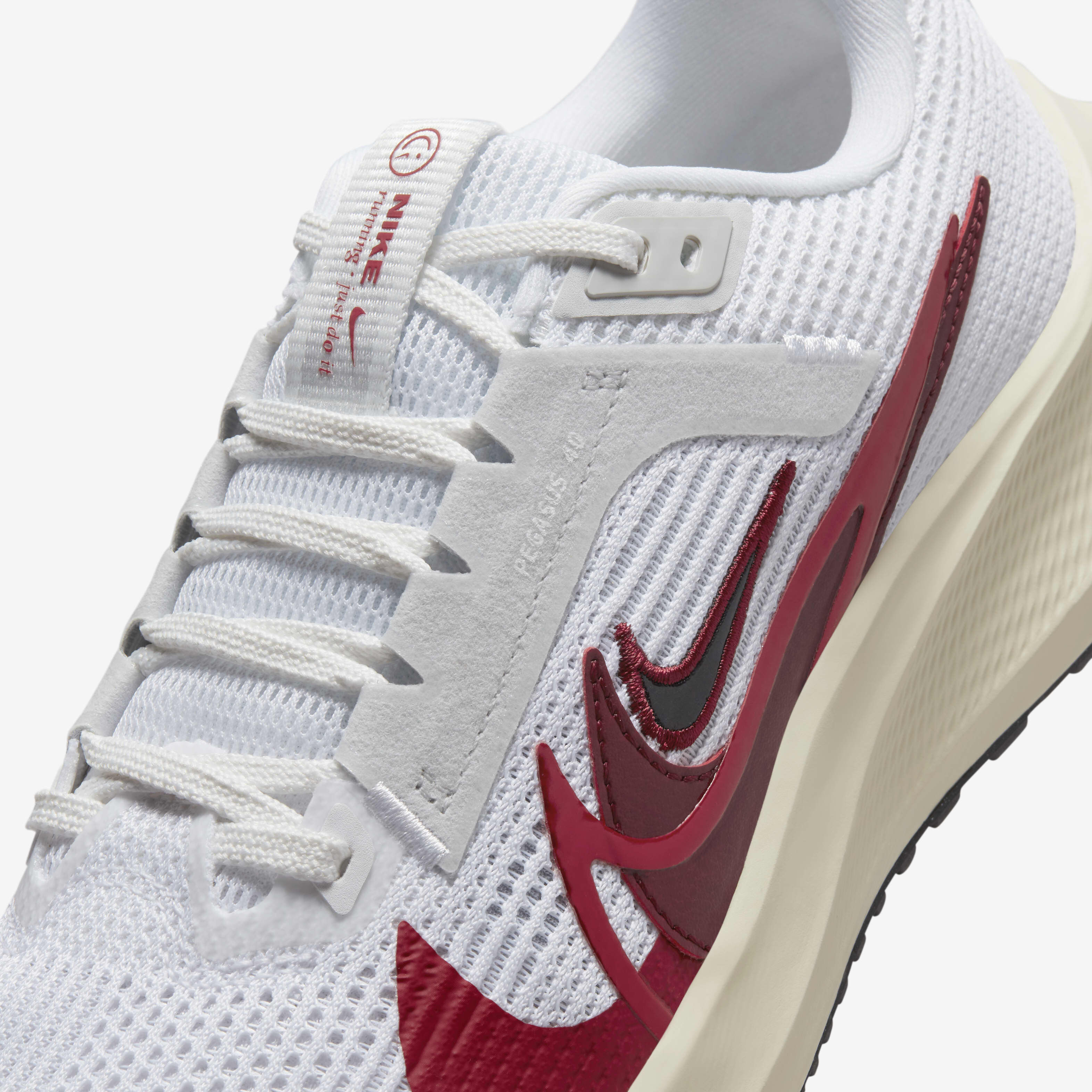 Nike Pegasus 40 Premium image number 10