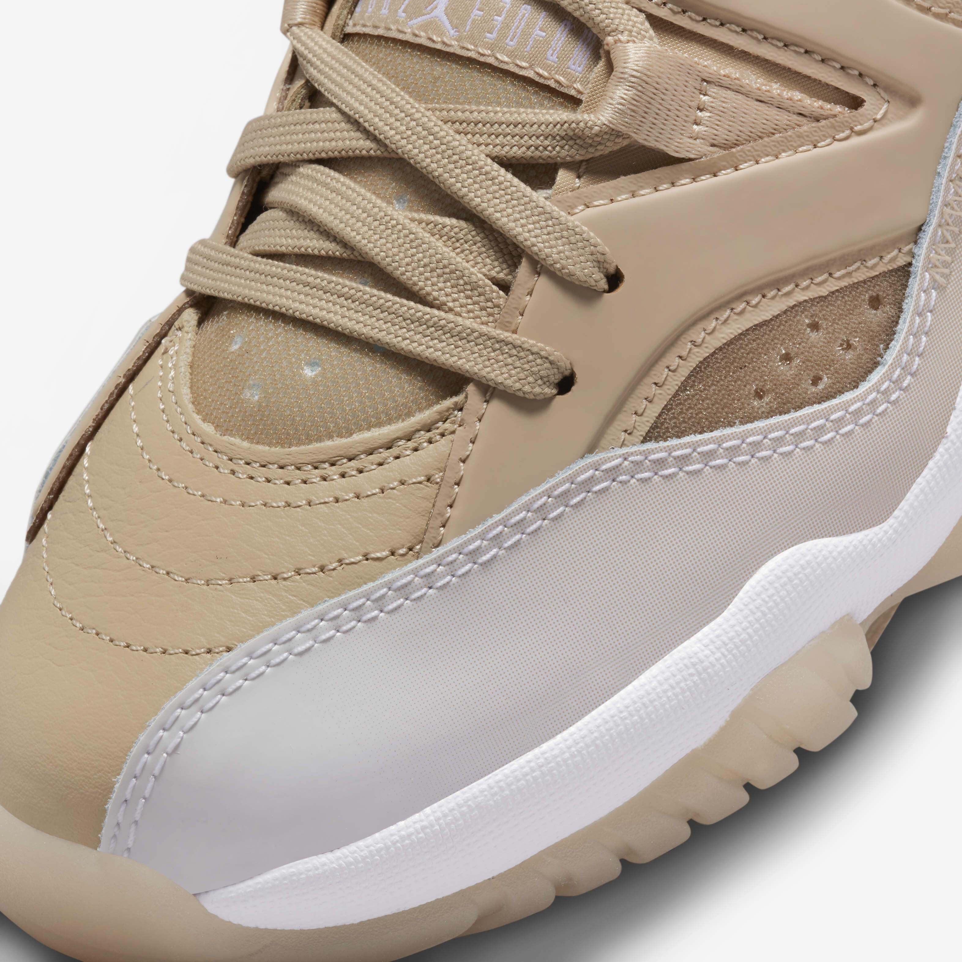 Jumpman Two Trey image number 6