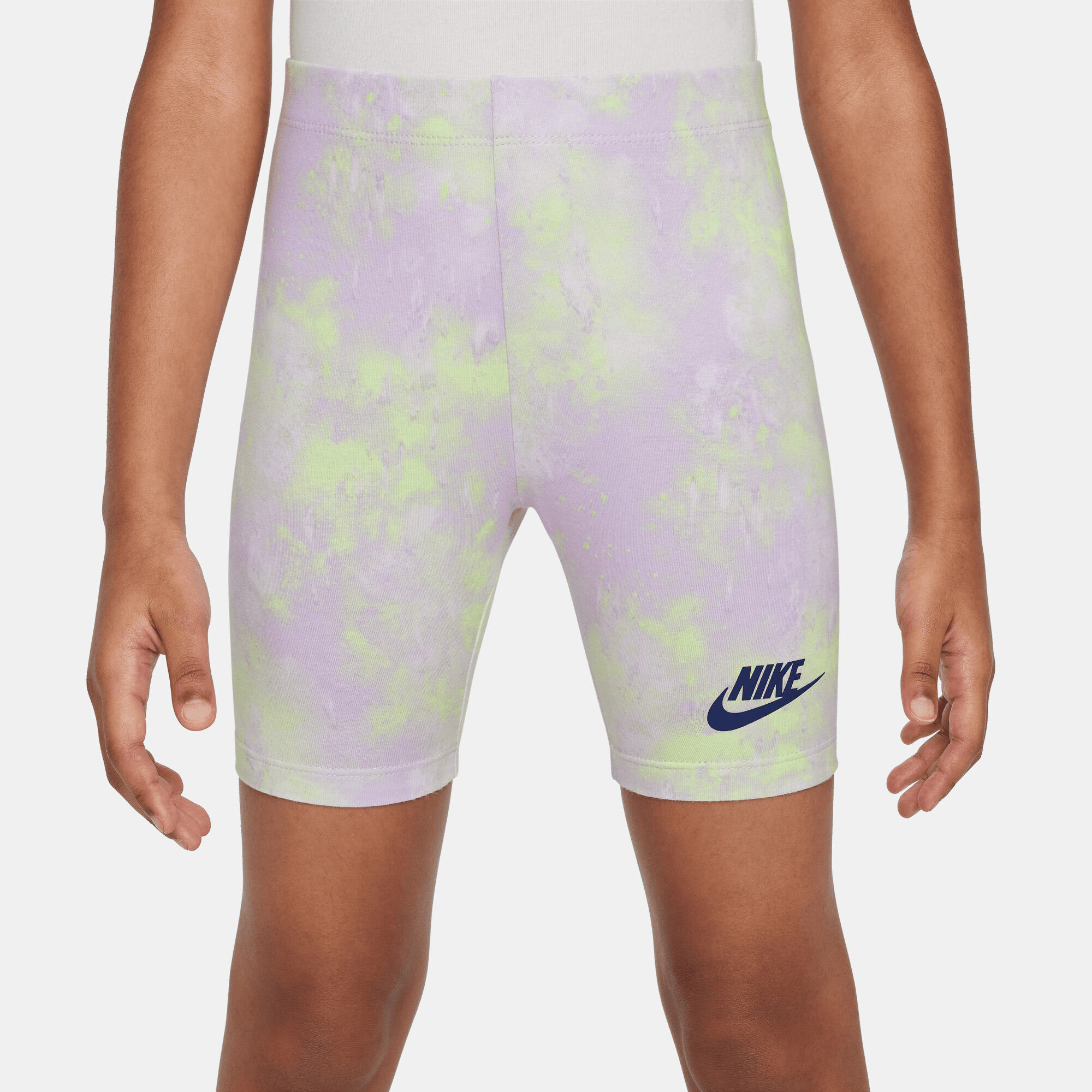 نايكي كلوب image number 2