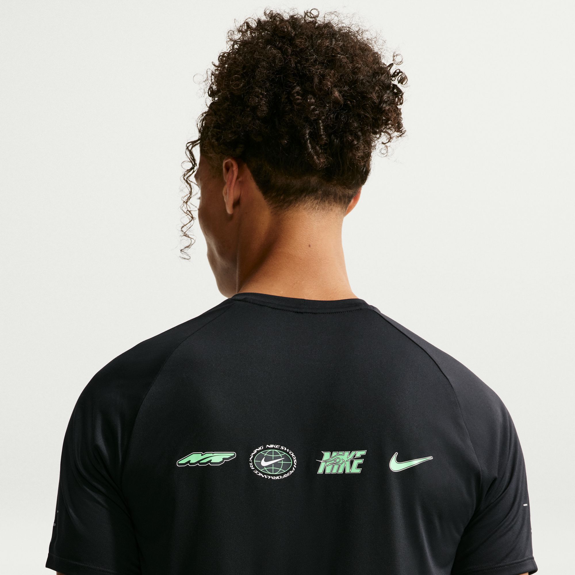 Nike Stride  image number 3