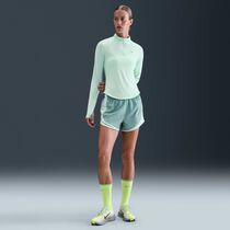 Nike Tempo