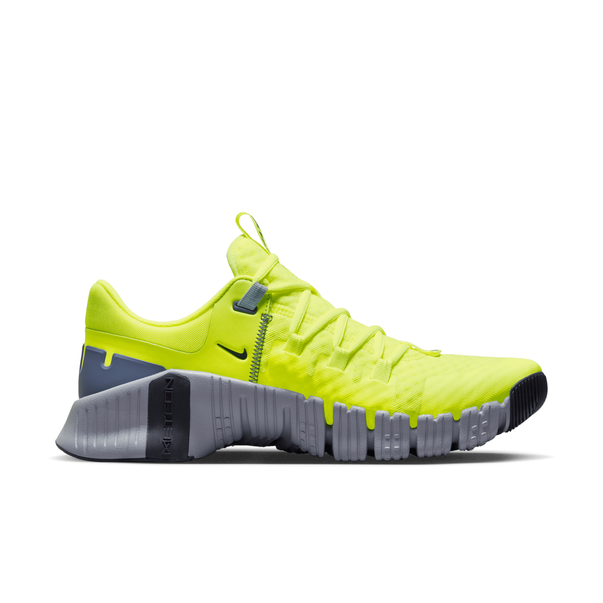 Shop Free Metcon 5 Men s Workout Shoes Nike KSA