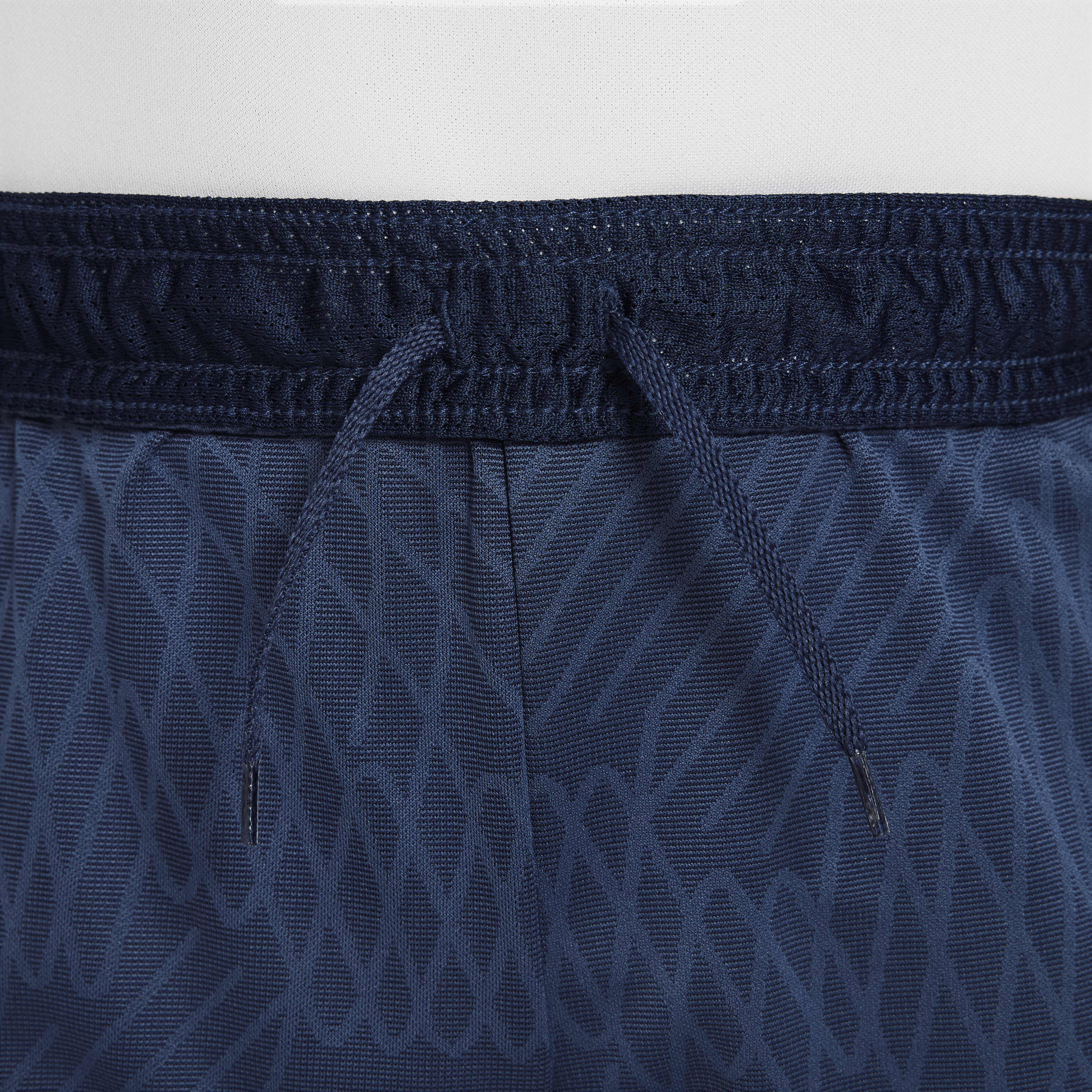 Nike Dri-FIT Strike image number 3