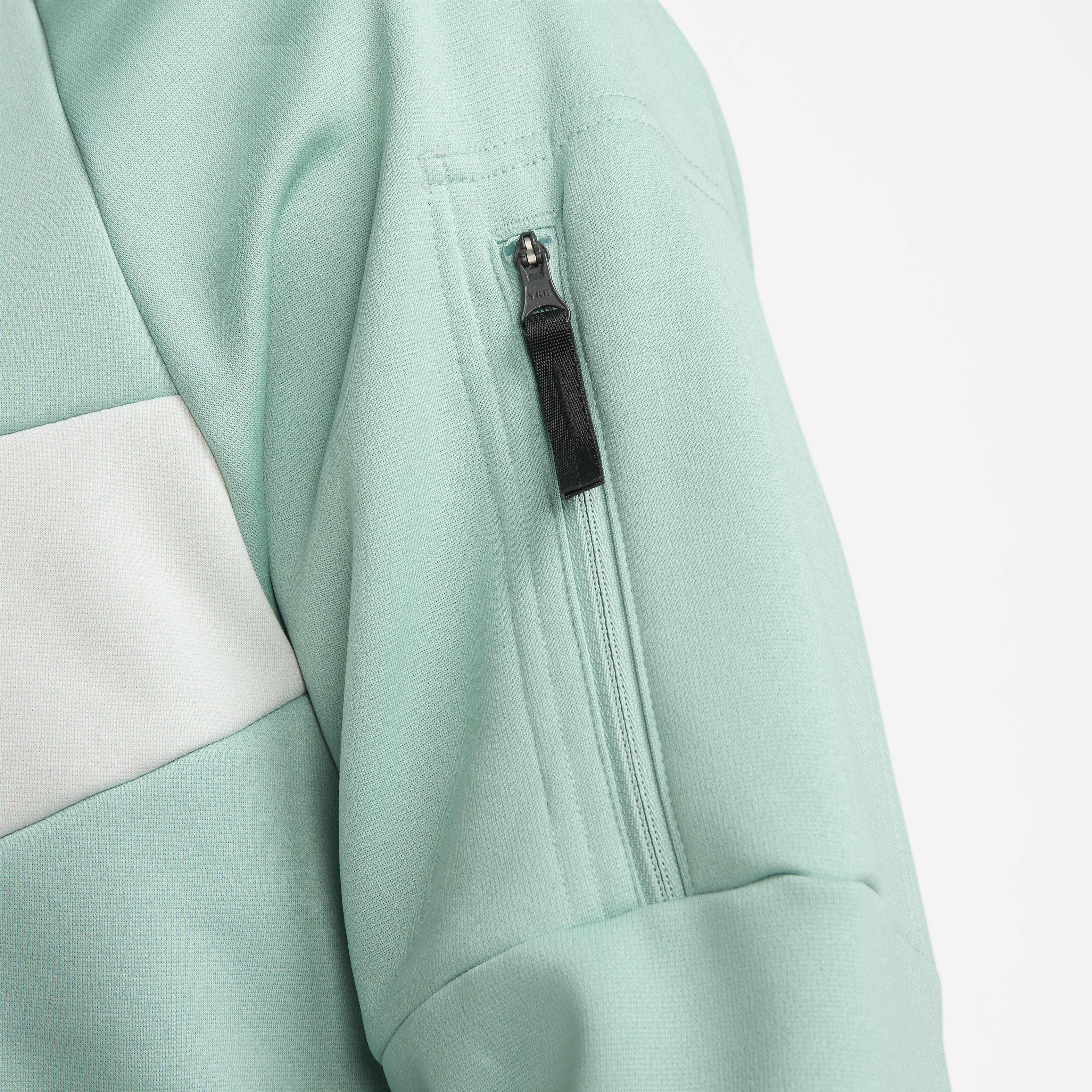 Nike Therma-FIT image number 3