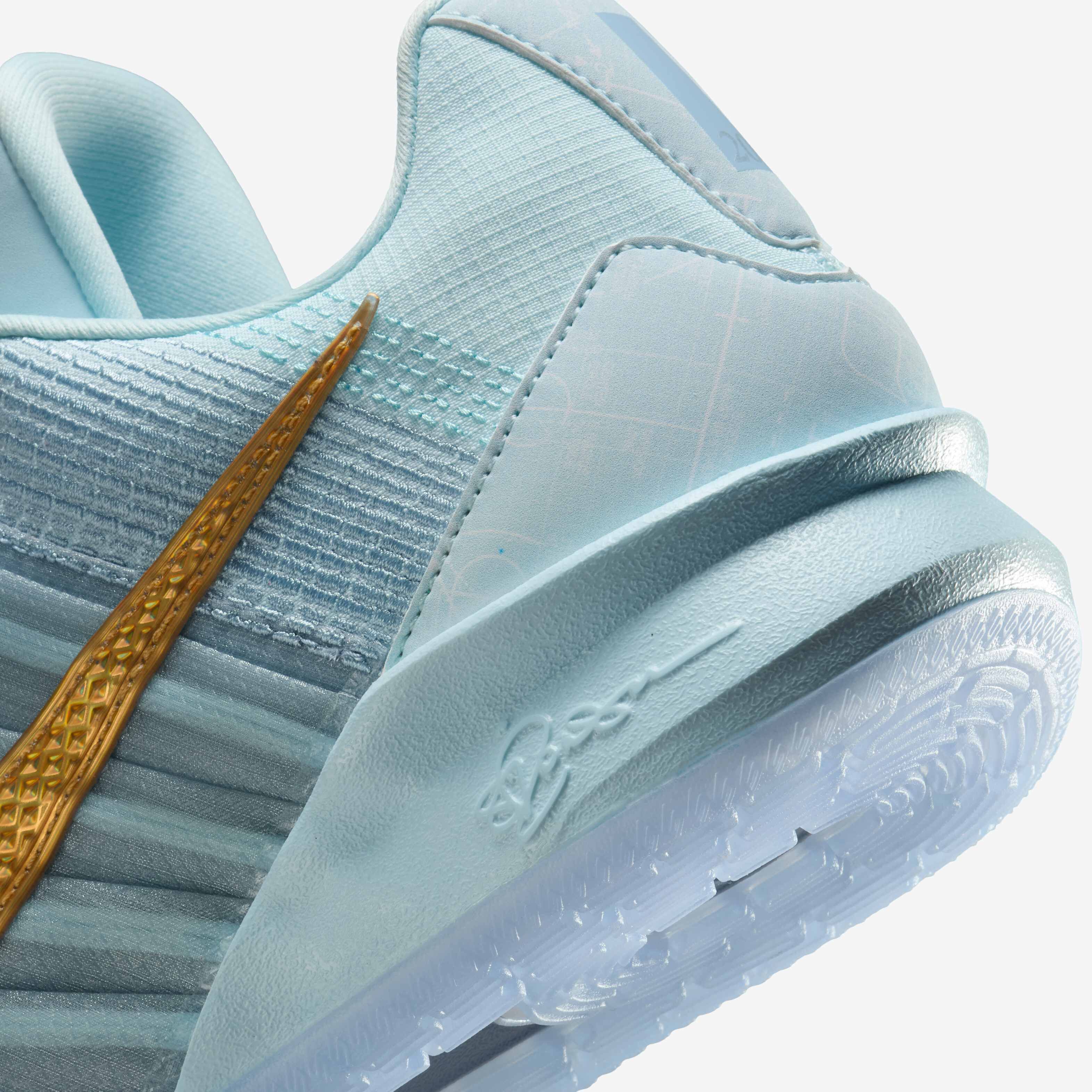 Buy Sabrina 3 Basketball Shoes - Glacier Blue/Light Armoury Blue