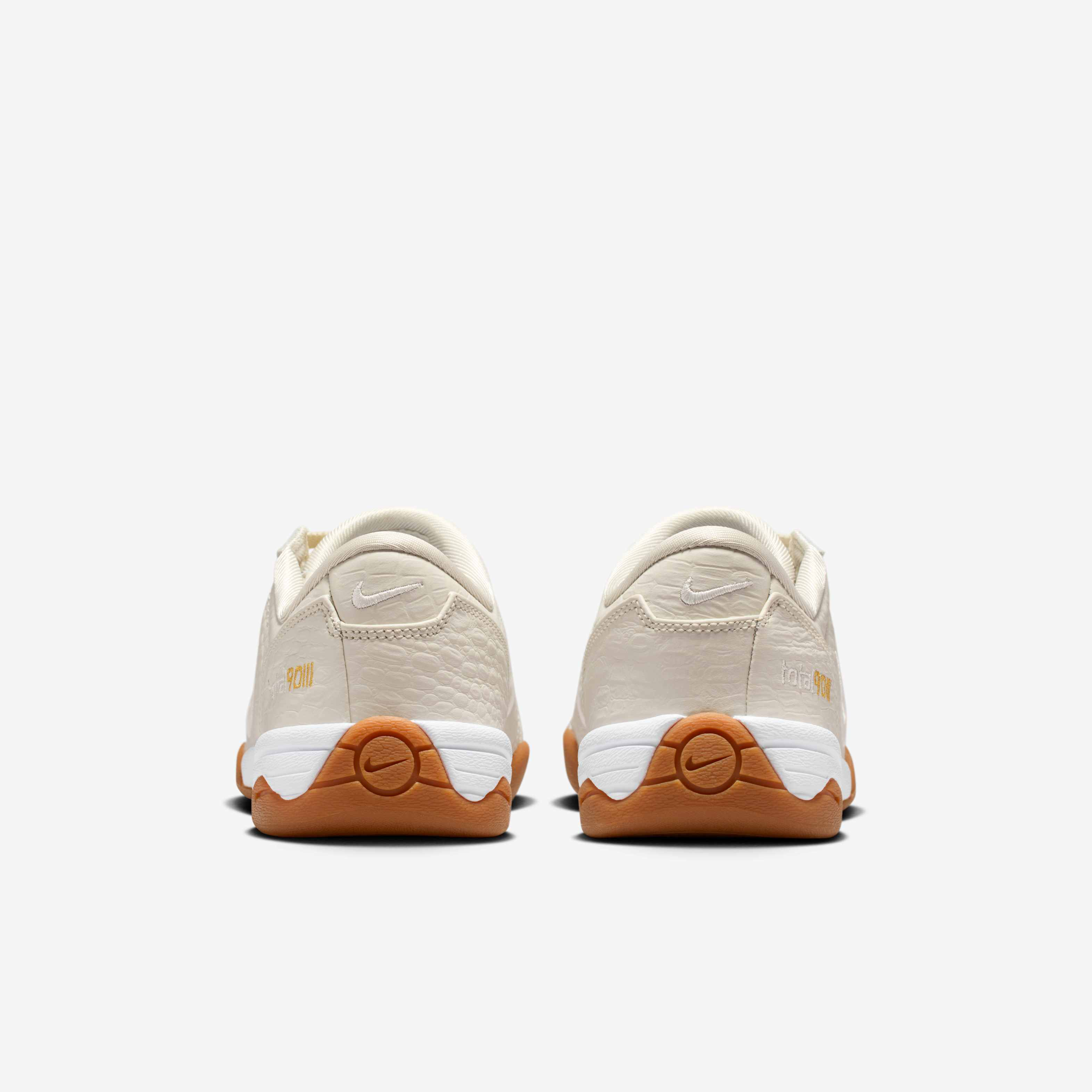 Nike Total90 image number 5