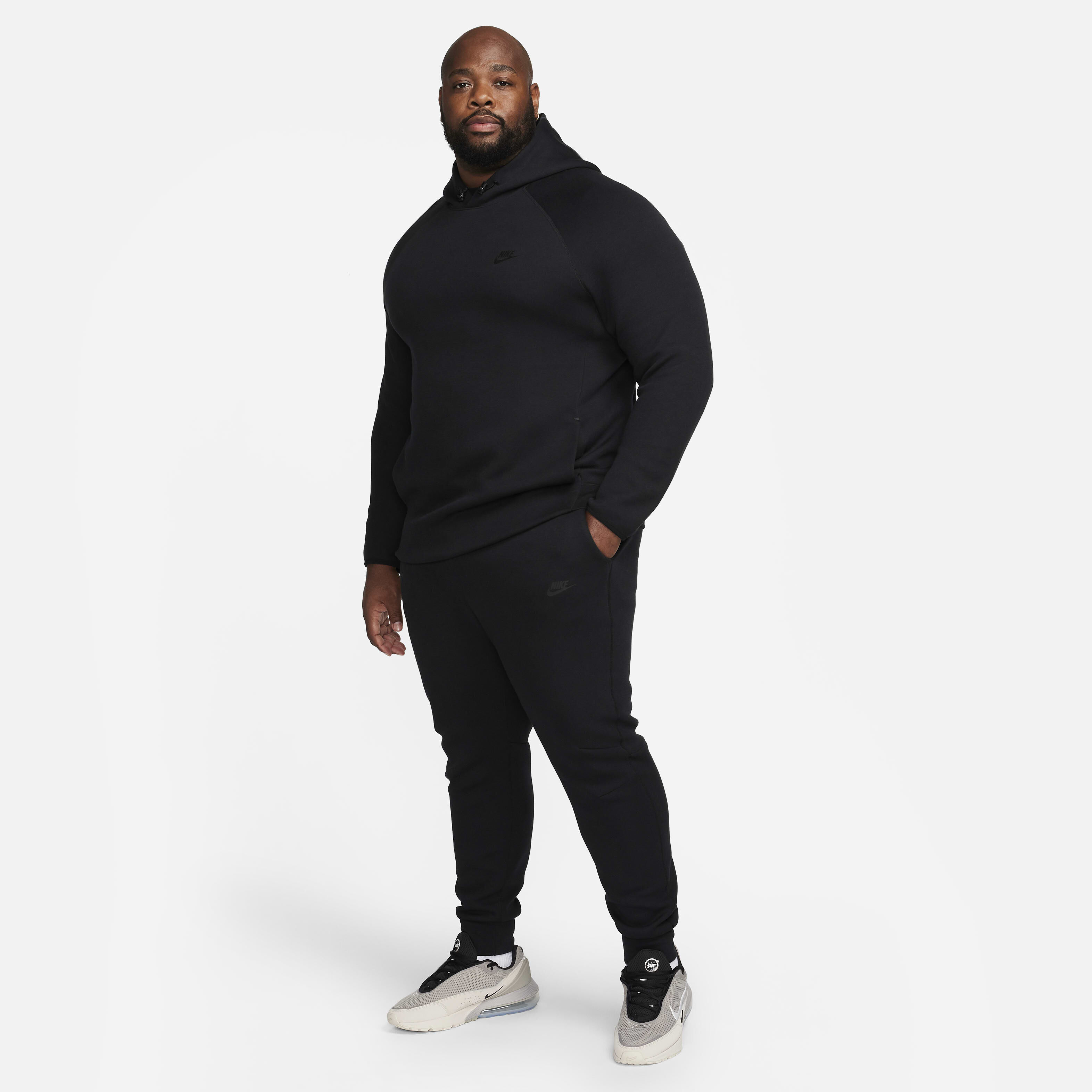 Nike Sportswear Tech Fleece image number 17