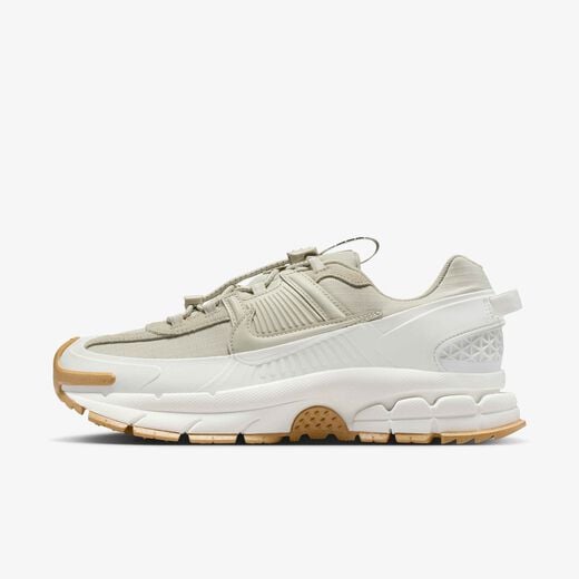 Women's Lifestyle Shoes-Nike, Nike Zoom Vomero Roam, Women's Winterized Shoes Women's Lifestyle Shoes-Nike, Nike Zoom Vomero Roam, Women's Winterized Shoes