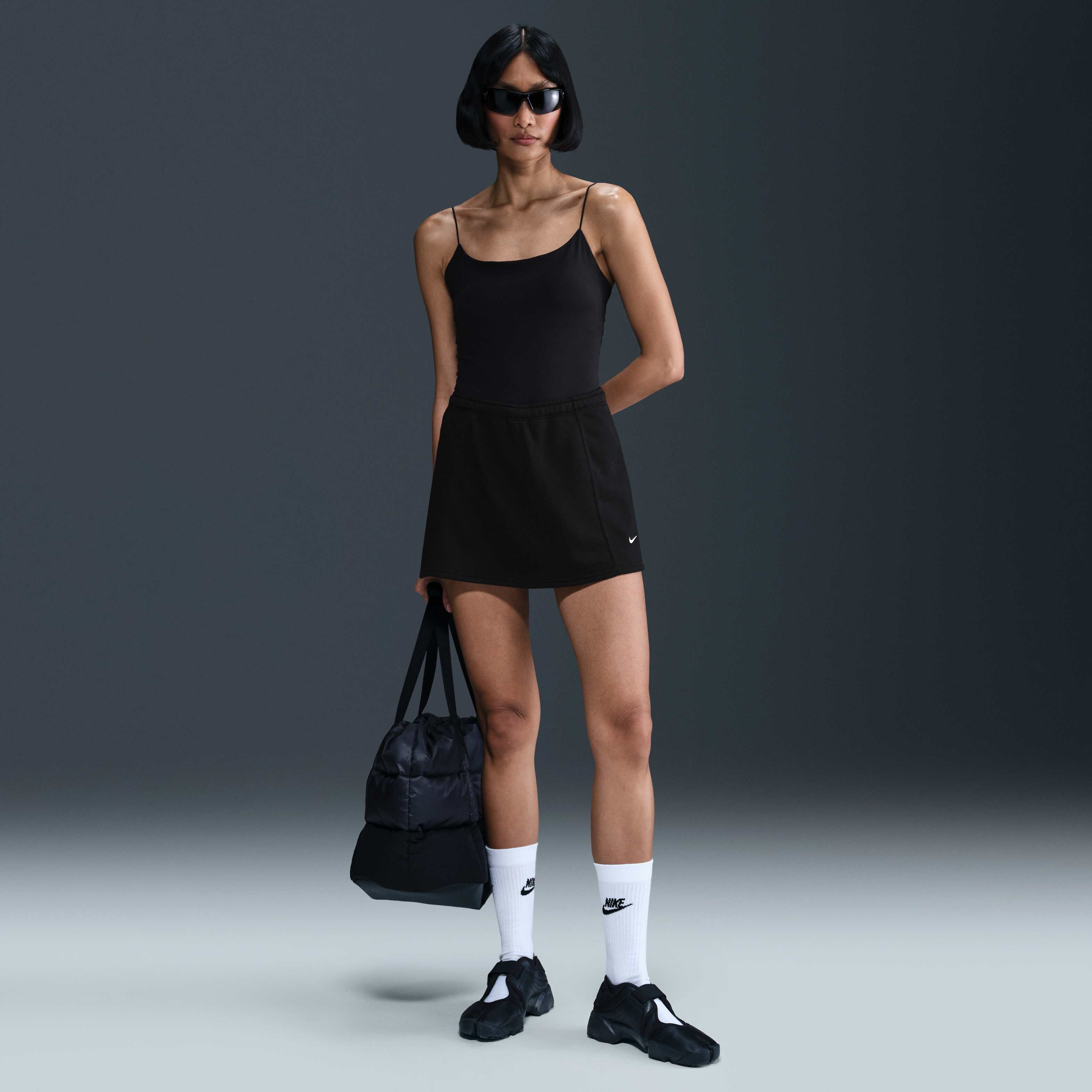 نايكي سبورتسوير تشيل تيري image number 0