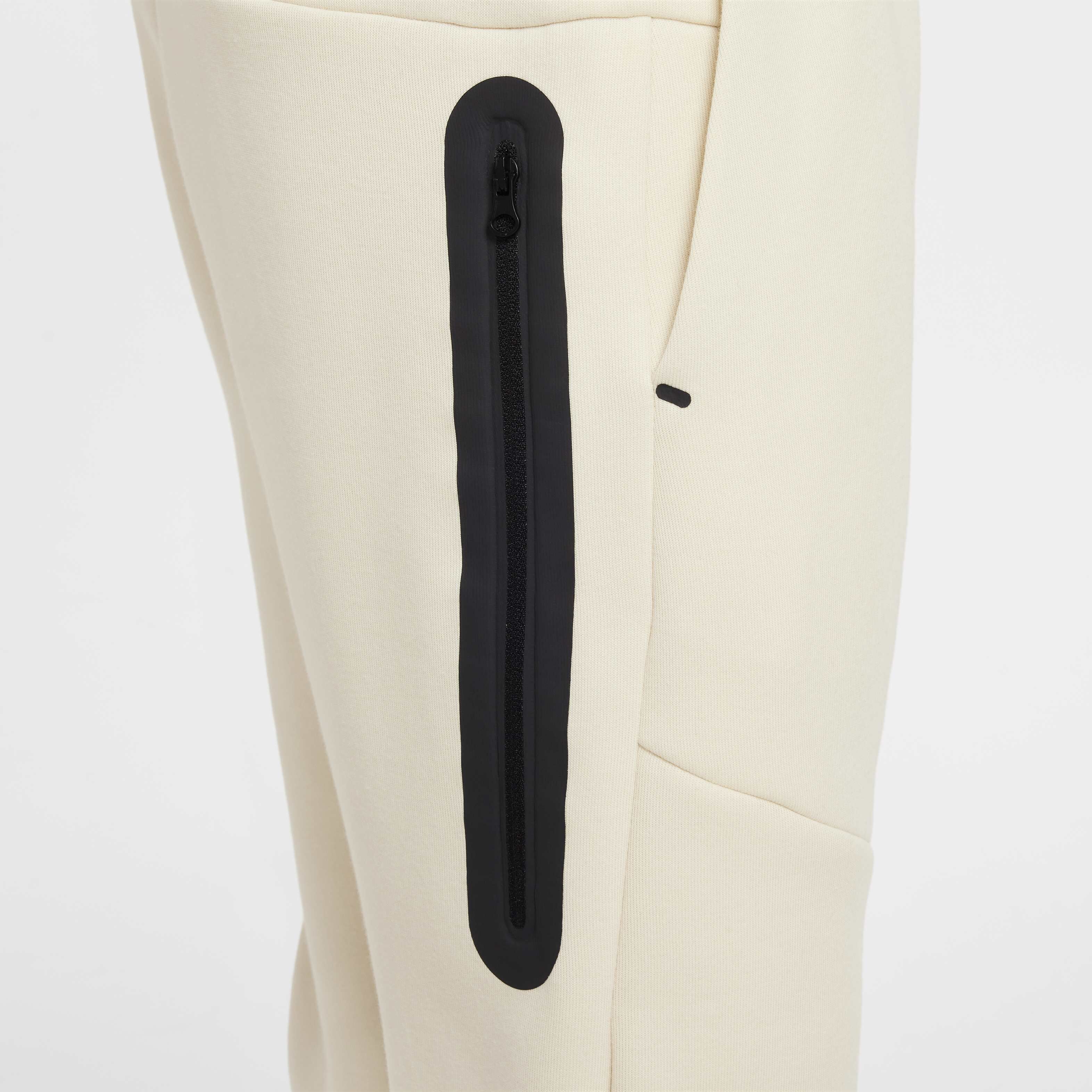 نايكي سبورتسوير تك فليس image number 4