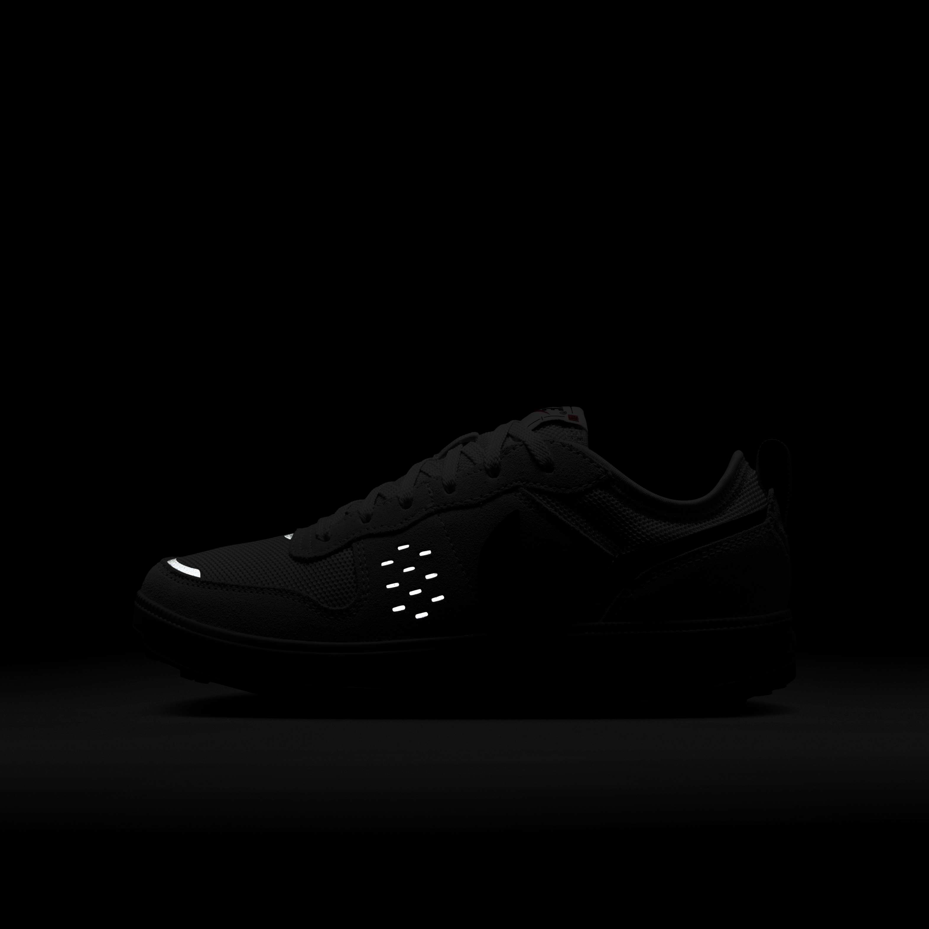 Nike C1TY 'Phone Booth' image number 9