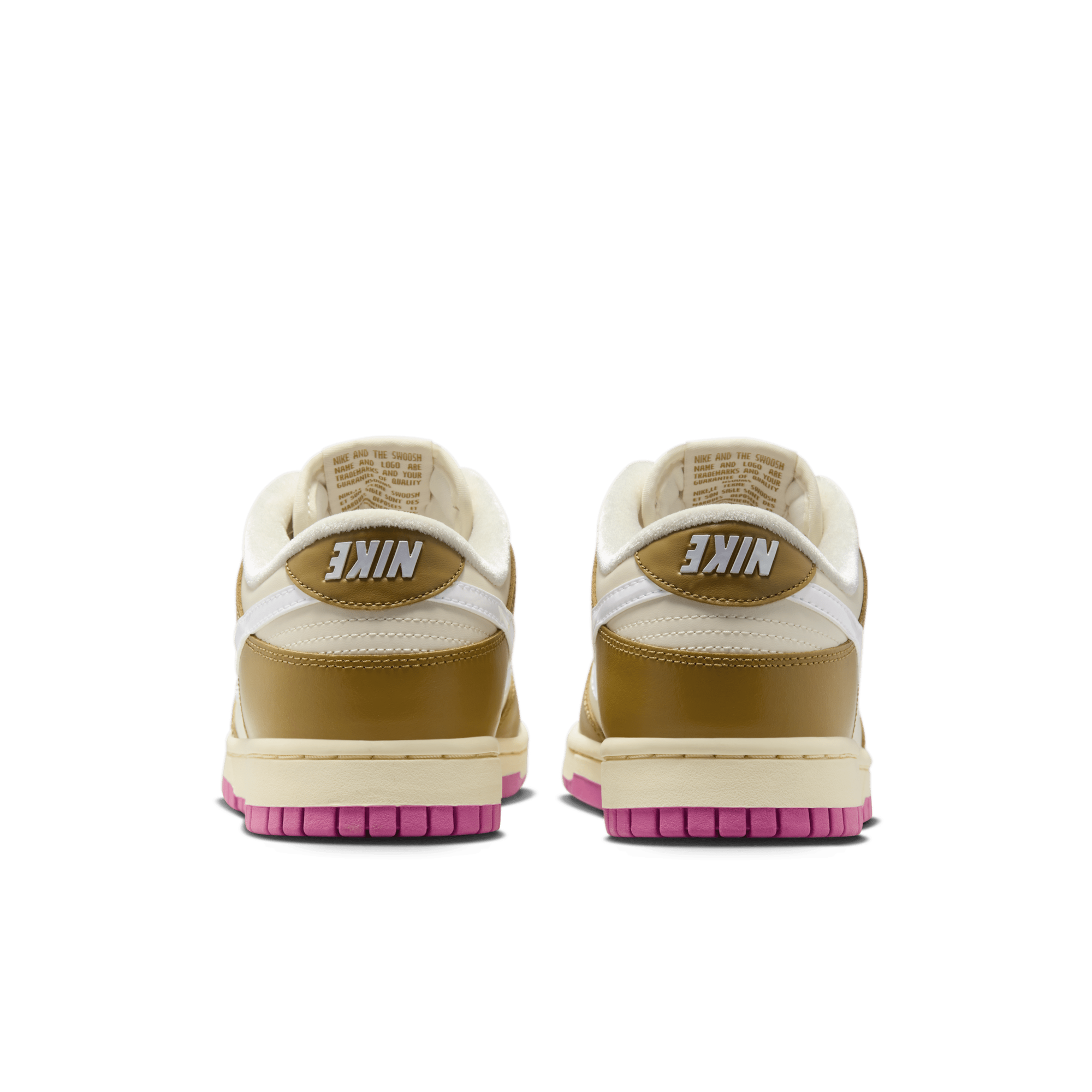 Shop Dunk Low SE Women s Shoes Nike KSA
